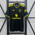 MANCHESTER UNITED ll 25/26 (VERSION HINCHA)