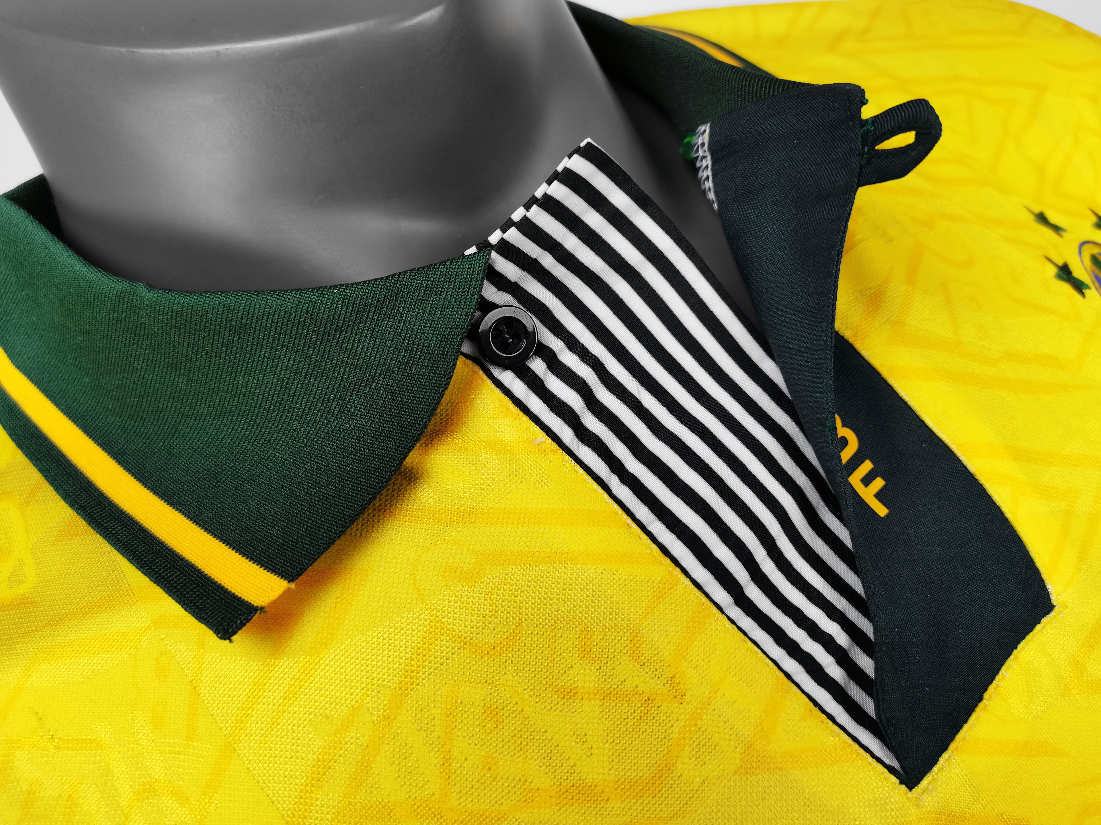 CAMISETA RETRO BRASIL ll 1991/1993