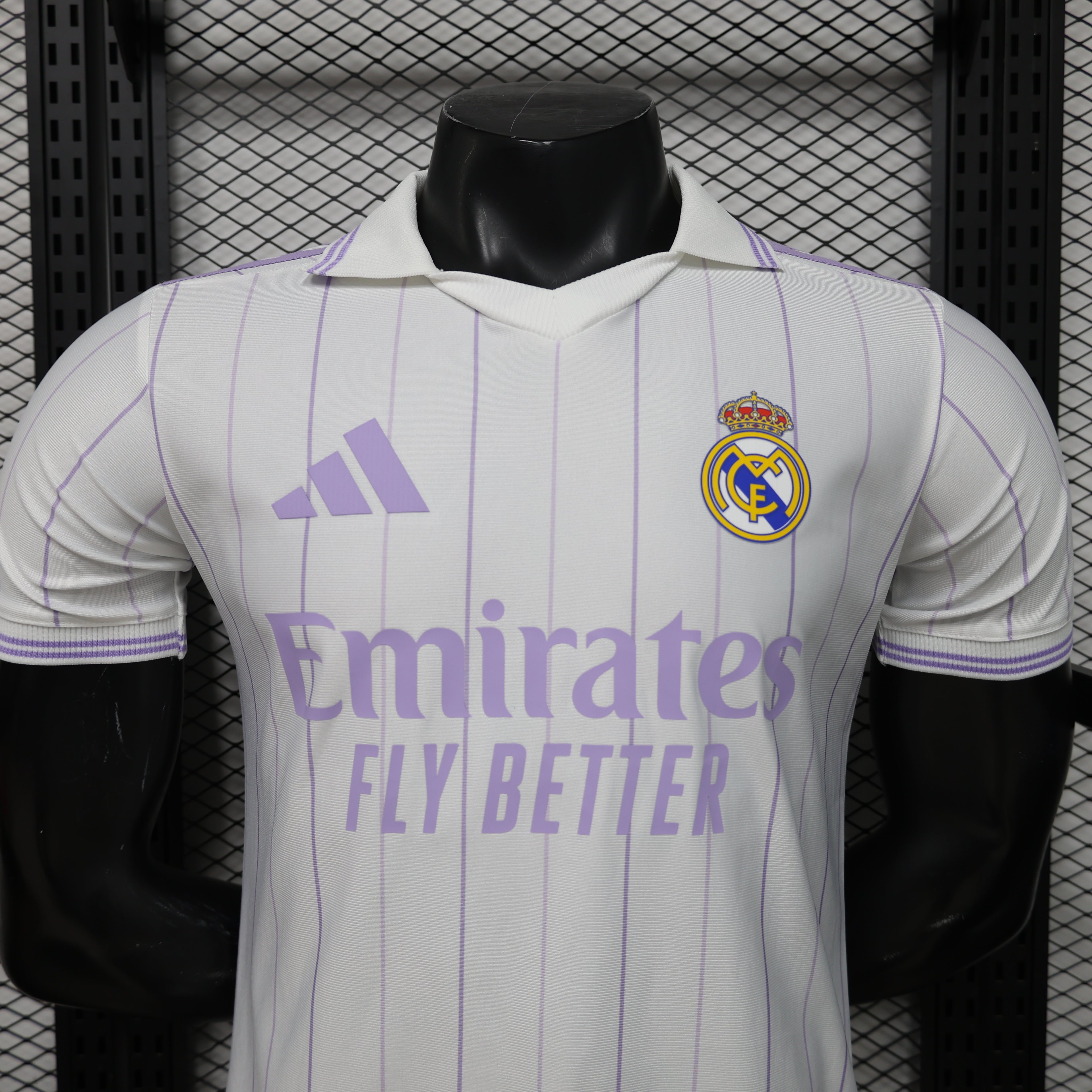 CAMISETA REAL MADRID EDICION ESPECIAL ll  (VERSION JUGADOR)
