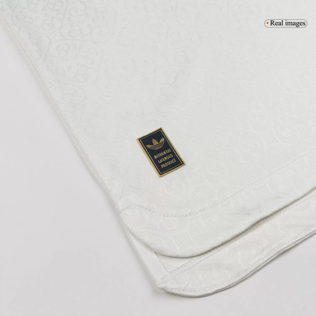 CAMISETA ESPAÑA BLANCA CAMPEON DEL MUNDO 2026 CON PARCHE