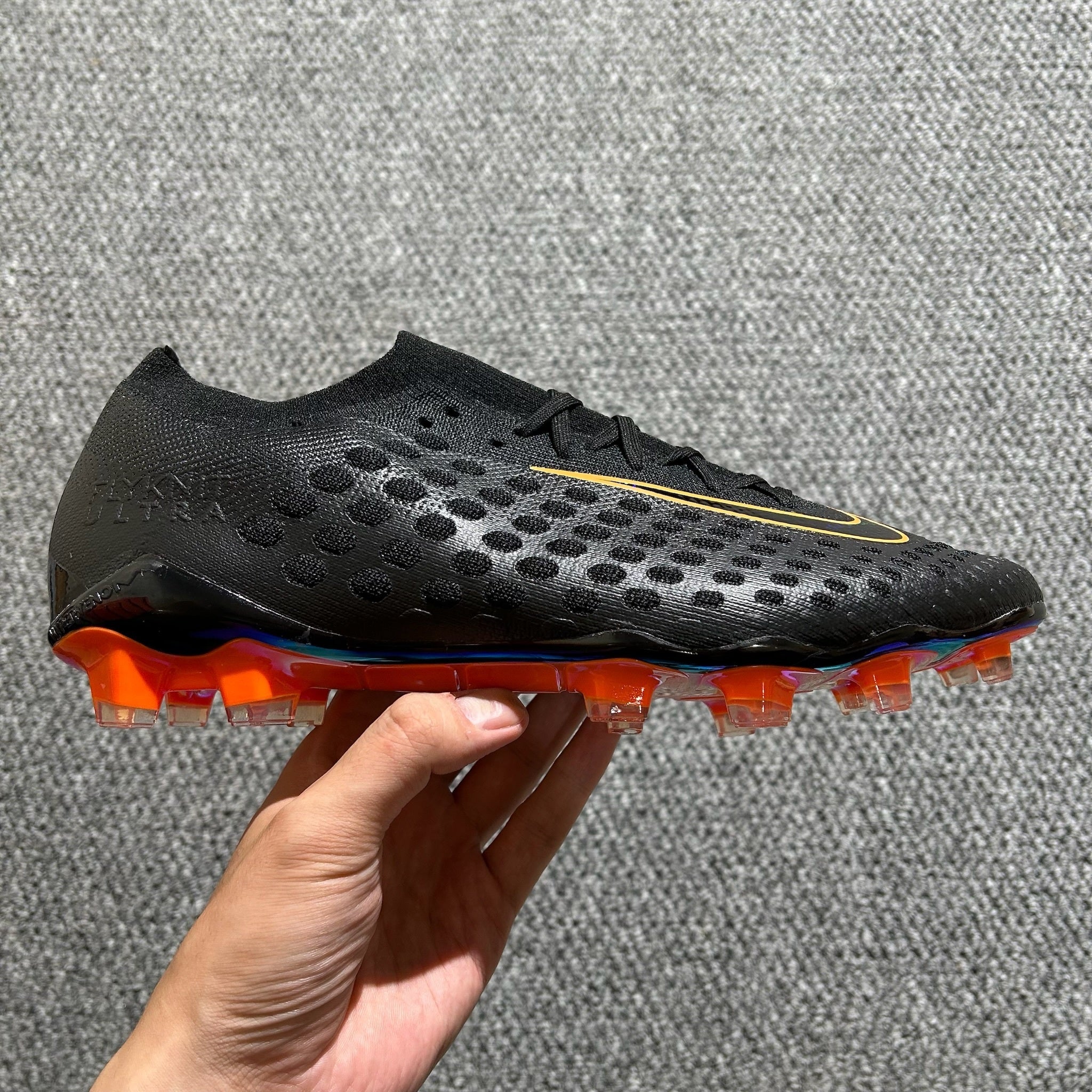 Nike Phantom Ultra Venom FG