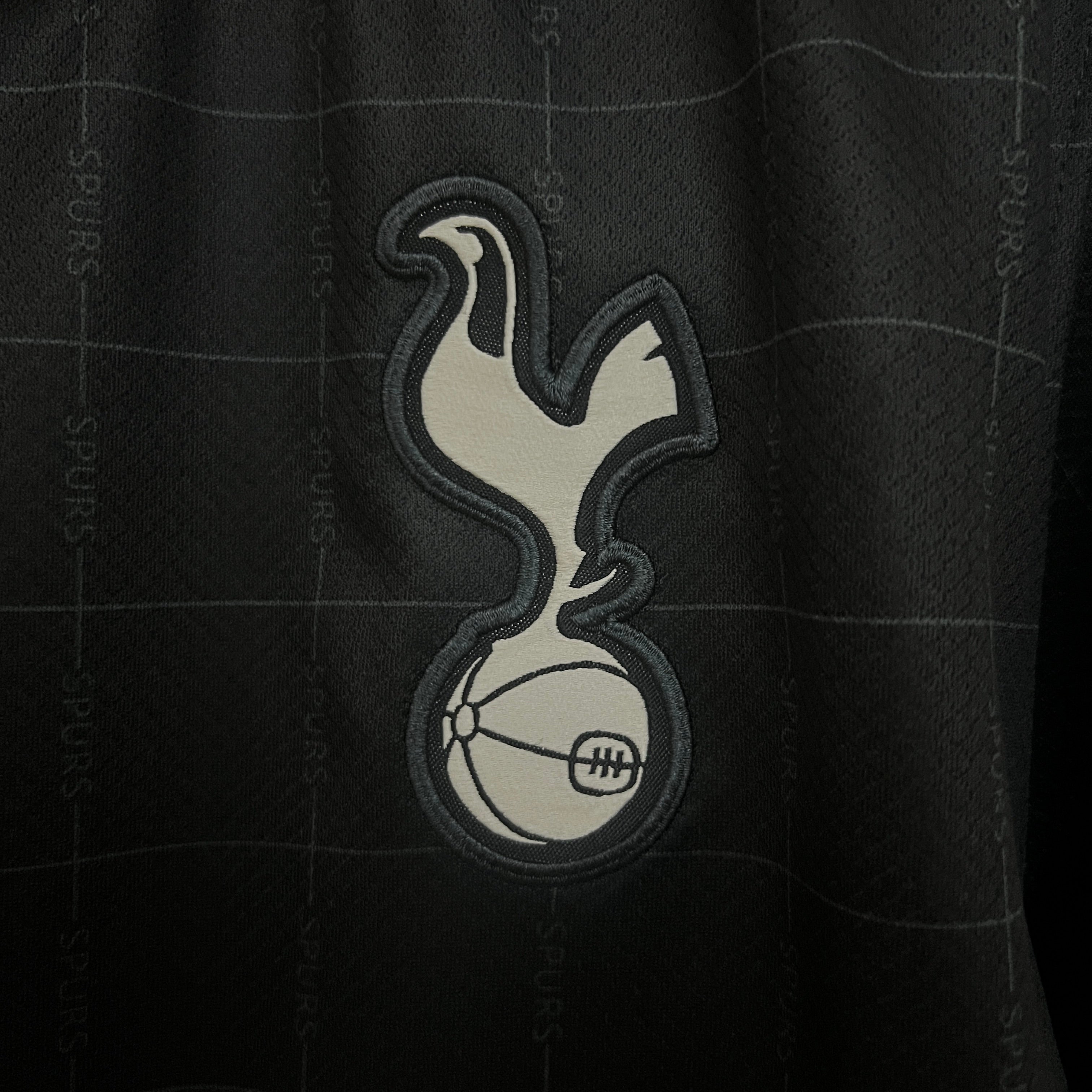 TOTTENHAM ll 25/26 (VERSION HINCHA)
