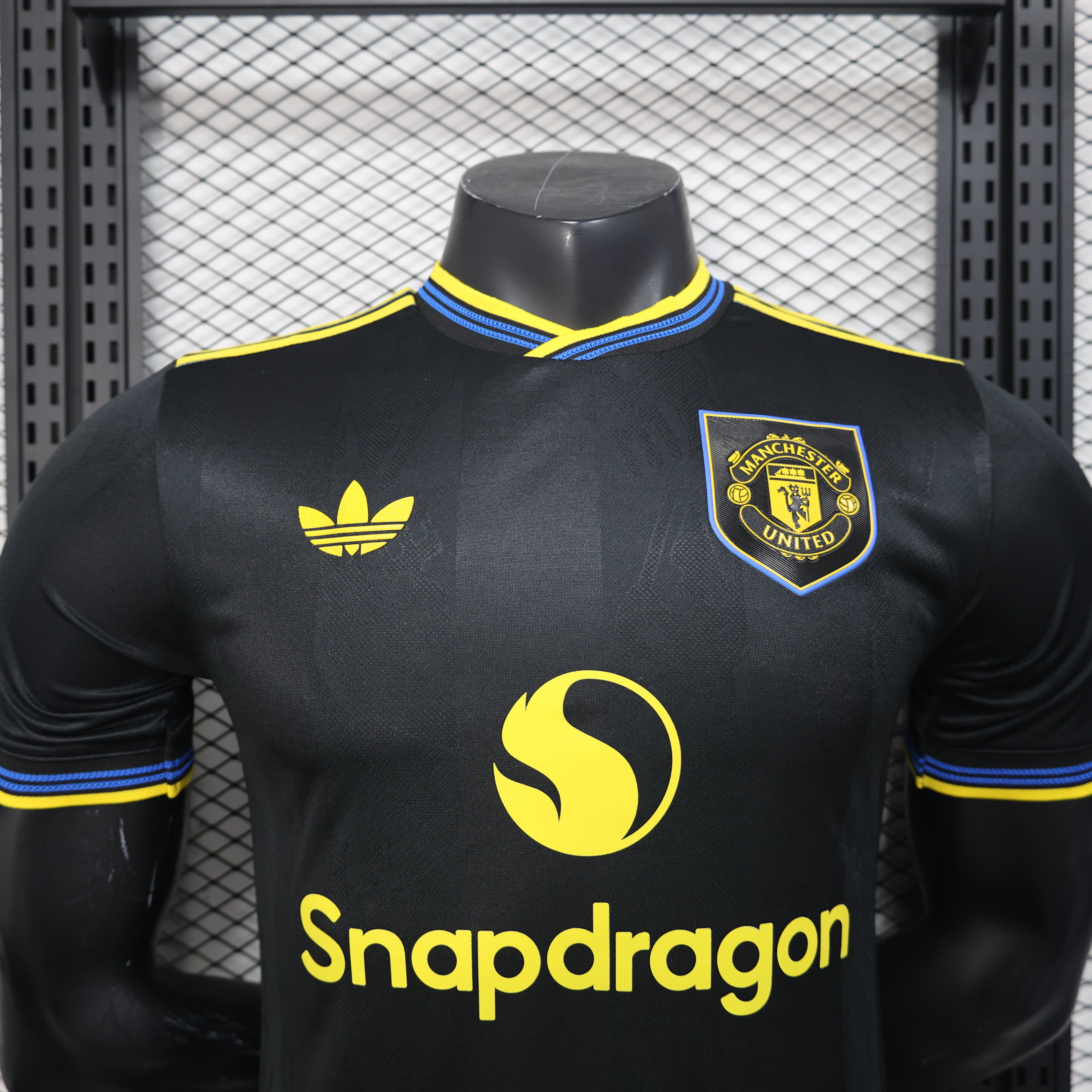 MANCHESTER UNITED AWAY JERSEY 25/26 (PLAYER VERSION)