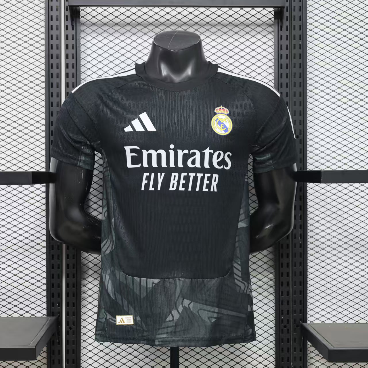 CAMISETA REAL MADRID EDICION ESPECIAL ll  (VERSION JUGADOR)