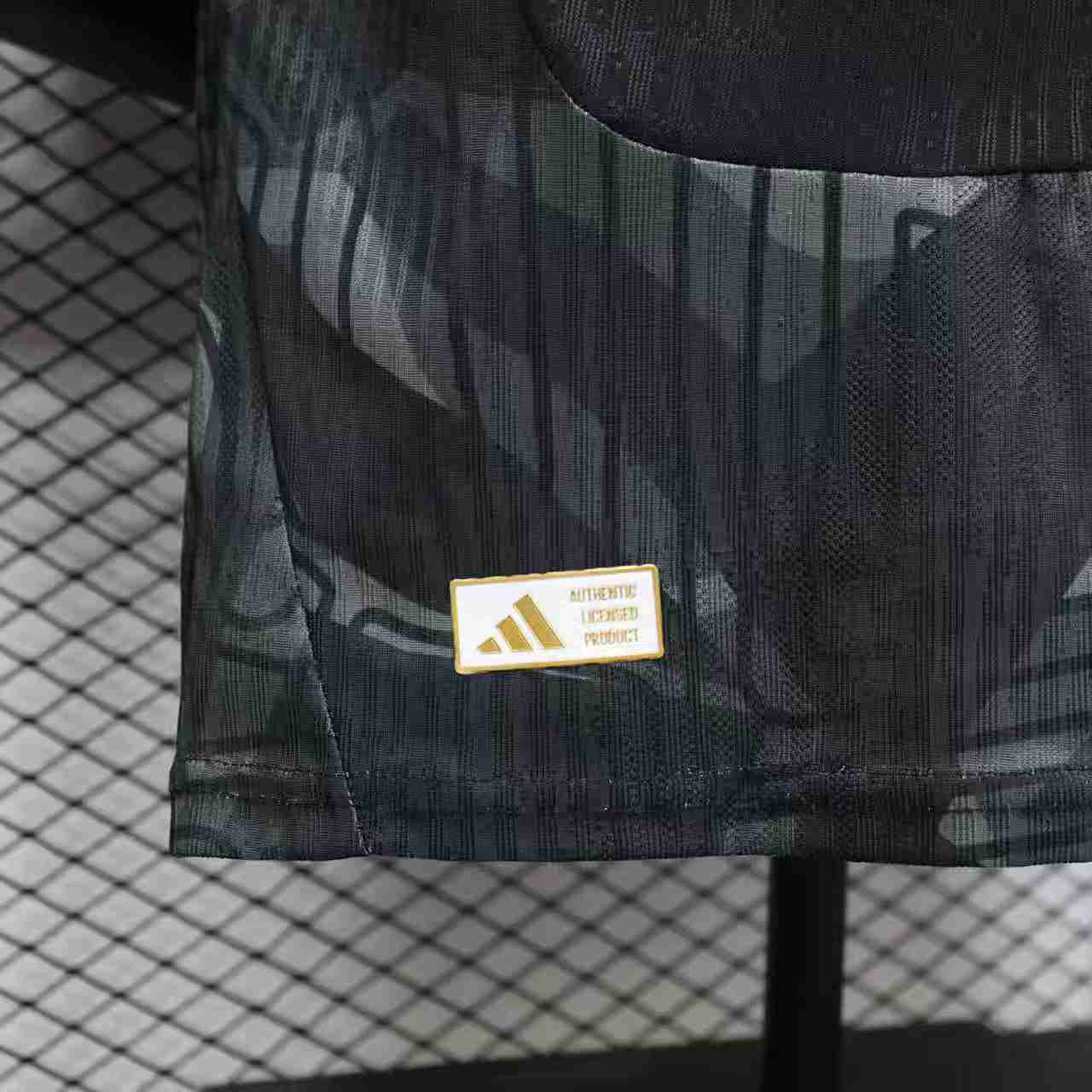 CAMISETA REAL MADRID EDICION ESPECIAL ll  (VERSION JUGADOR)