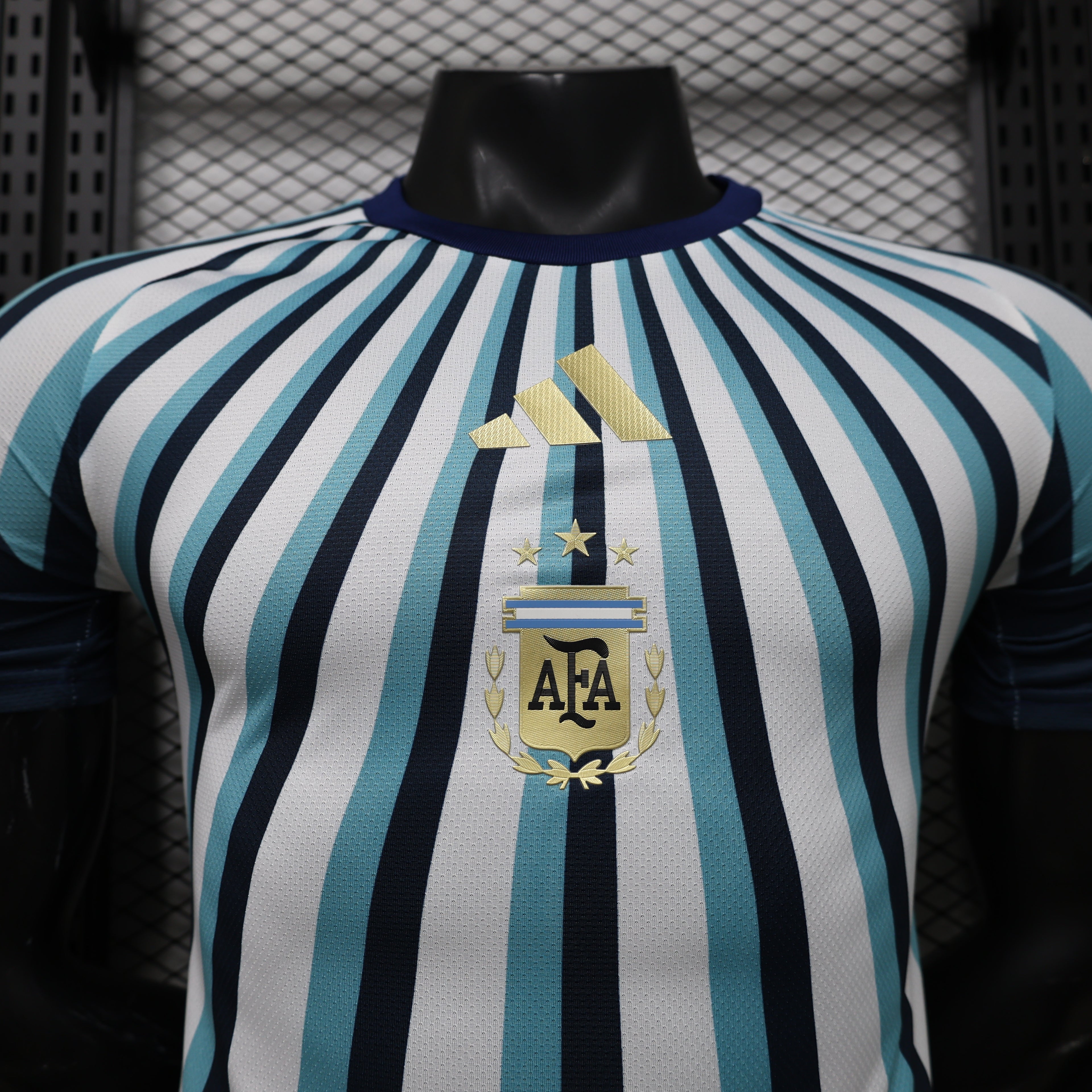 CAMISETA ARGENTINA ll 2026 PRE-JUEGO (VERSION JUGADOR)