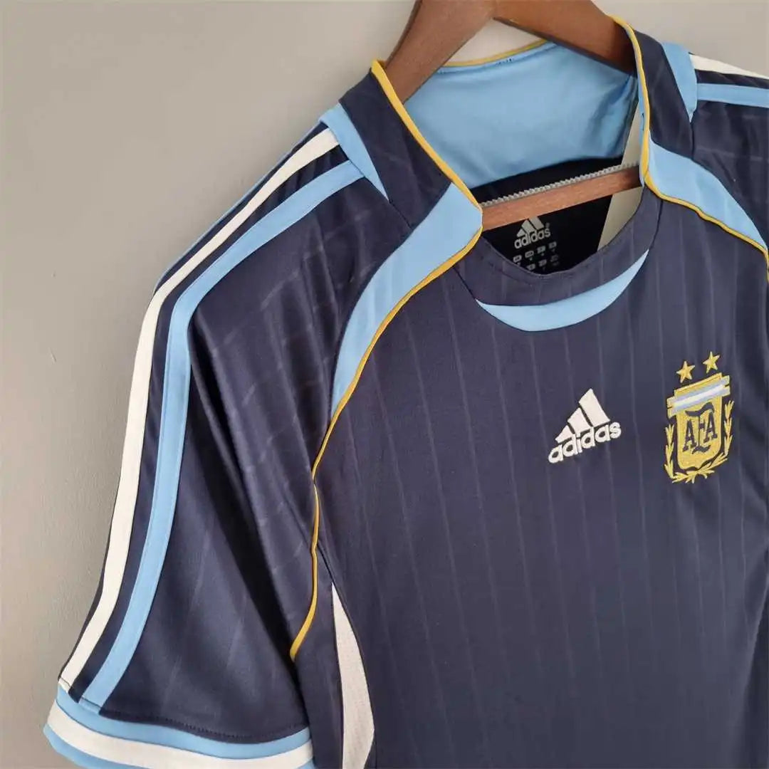ARGENTINA RETRO JERSEY ll 2006 (FAN VERSION)