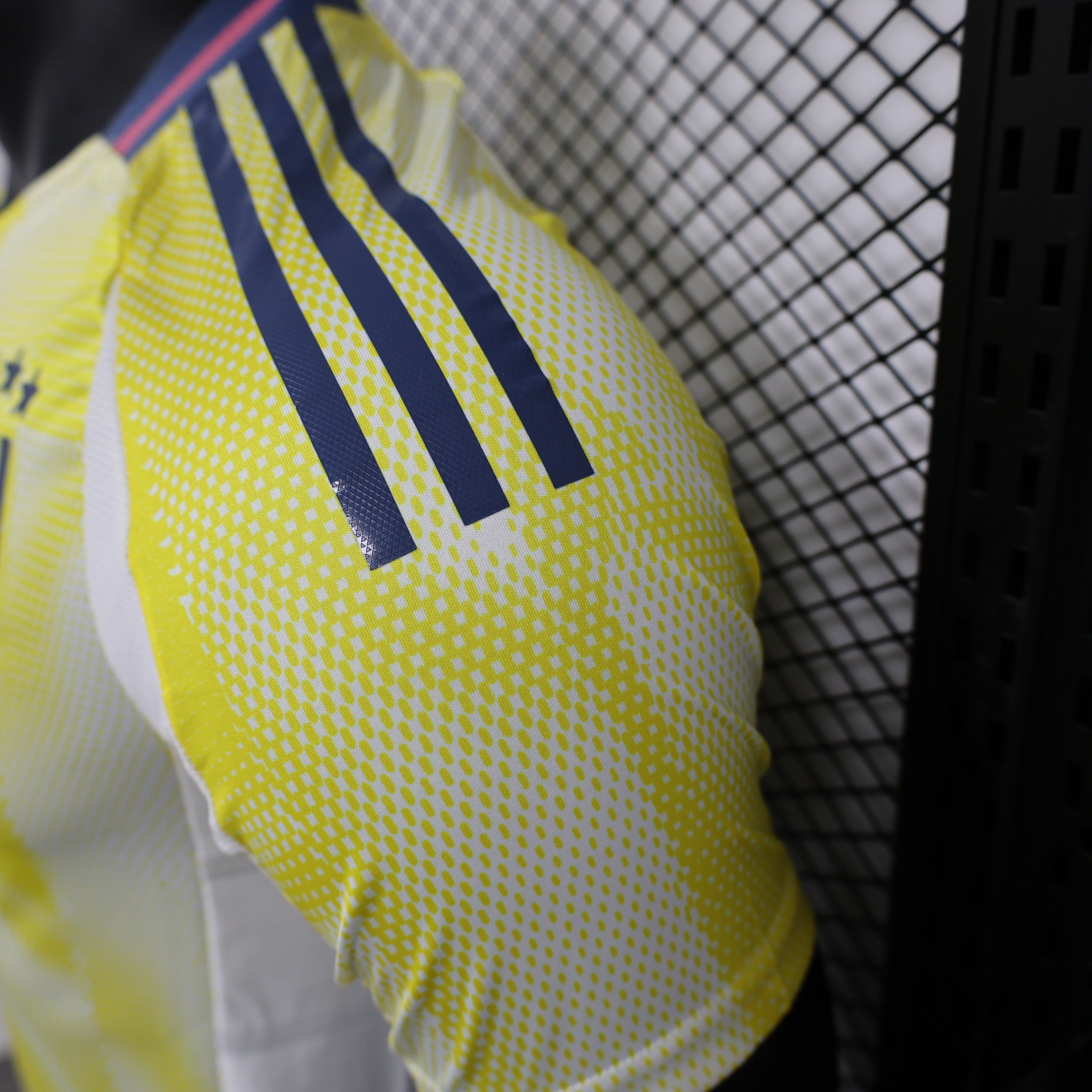 JUVENTUS AWAY JERSEY 24/25 MEN'S (PLAYER VERSION)