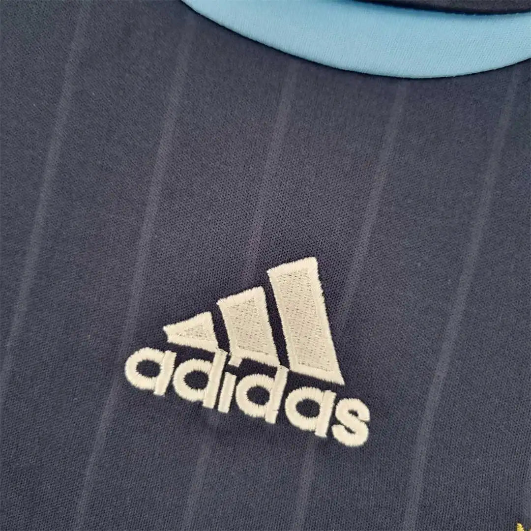 ARGENTINA RETRO JERSEY ll 2006 (FAN VERSION)