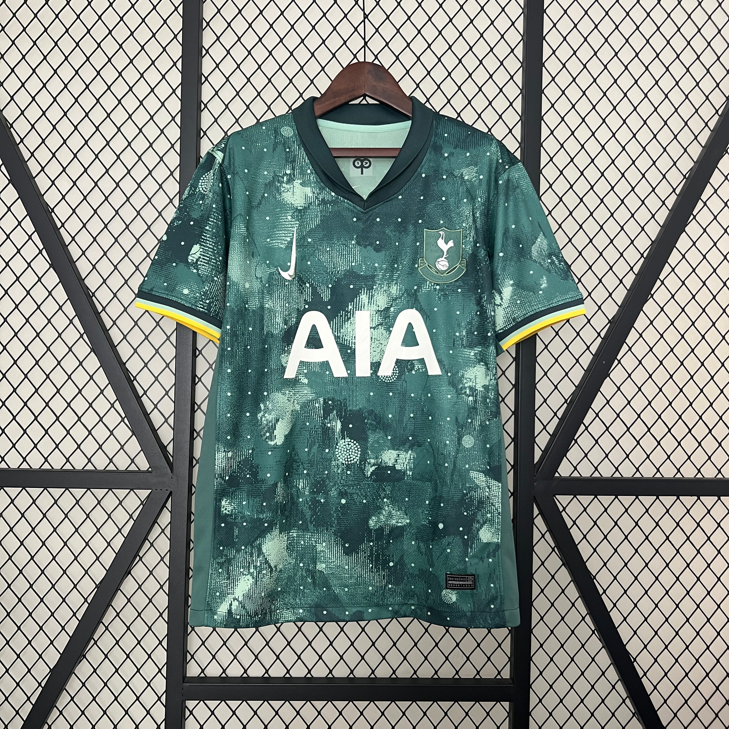 TOTTENHAM ll 24/25 (VERSION HINCHA)