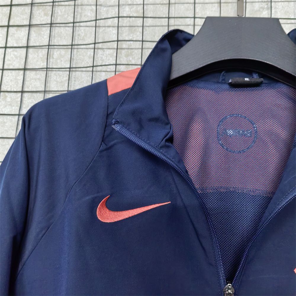 CAMPERA BARCELONA