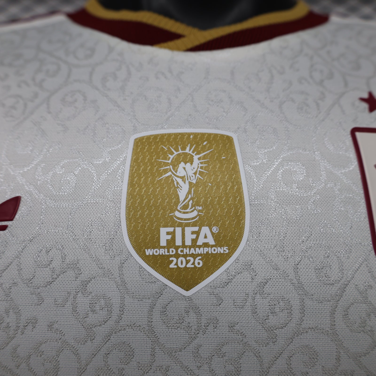CAMISETA ESPAÑA CAMPEON DEL MUNDO CON PARCHE 2026  (VERSION JUGADOR)