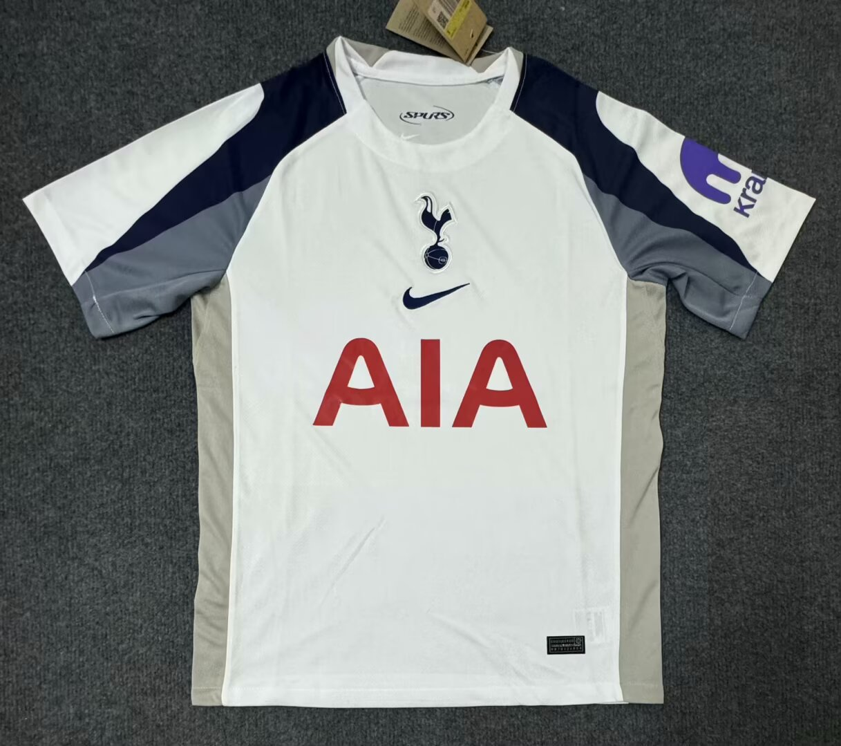 CAMISETA TOTTENHAM ll 25/26 (VERSION HINCHA)