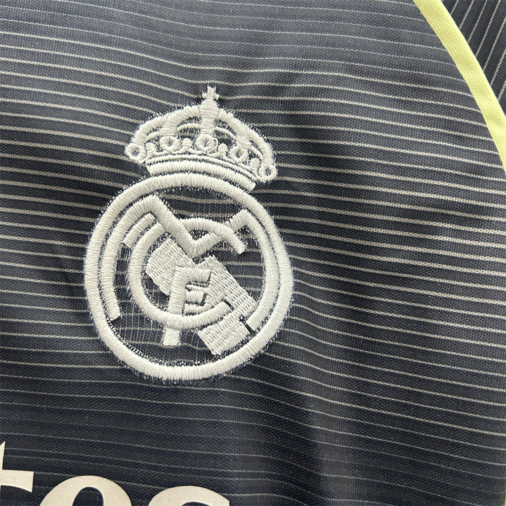 REAL MADRID KIT 25/26 (KIDS' VERSION)