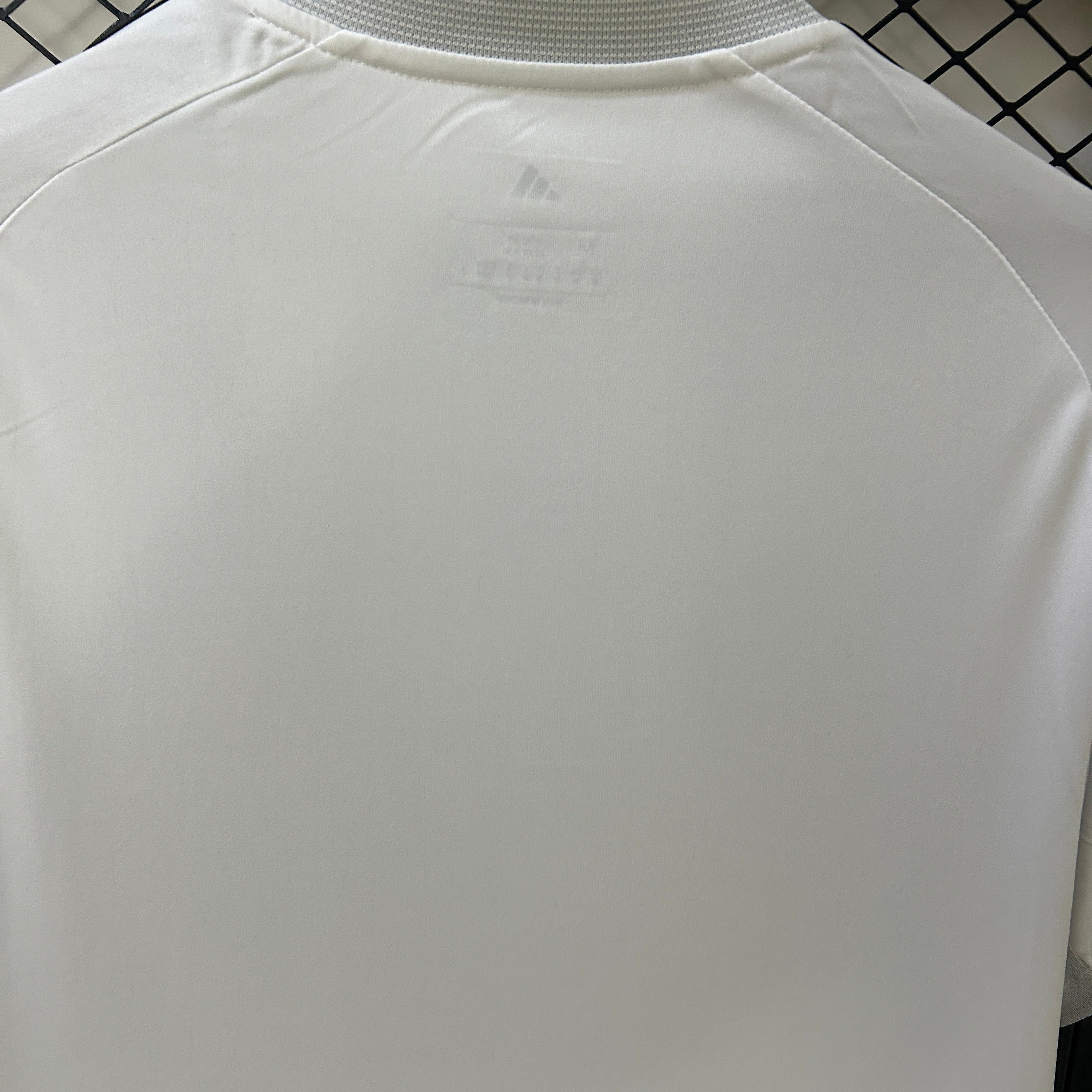 REAL MADRID AWAY JERSEY 25/26 (FAN VERSION)