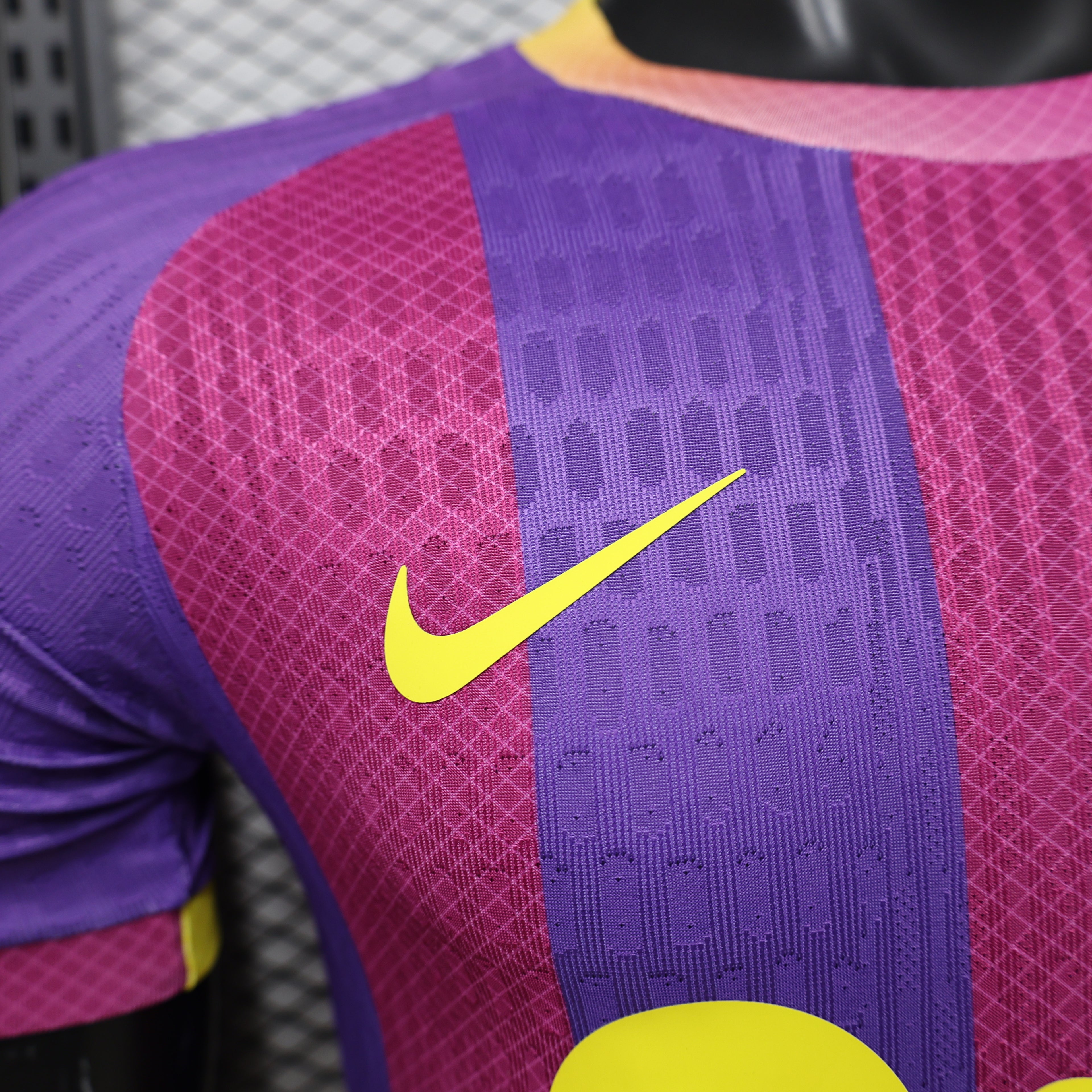 CAMISETA BARCELONA EDICION ESPECIAL ll  (VERSION JUGADOR)
