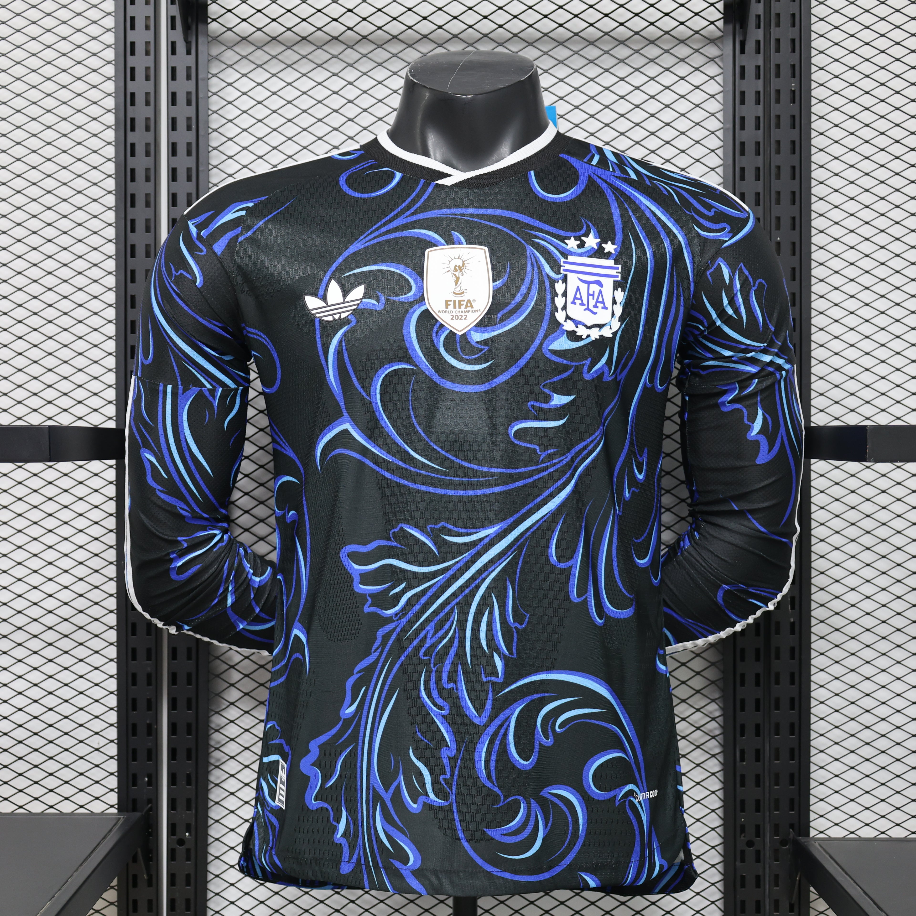 CAMISETA ARGENTINA MANGA LARGA ll MUNDIAL 2026 (VERSION JUGADOR)