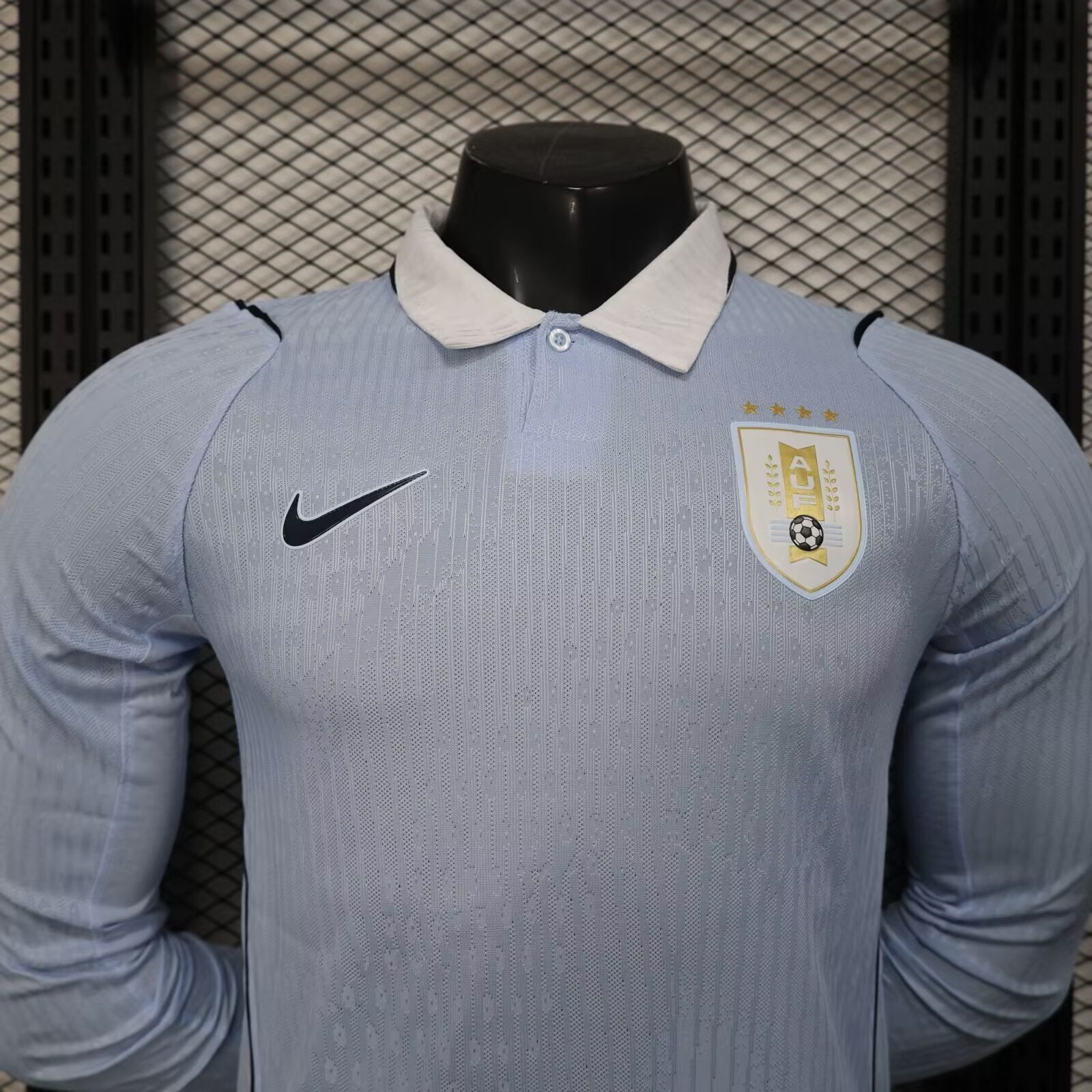 URUGUAY LONG SLEEVE JERSEY 2026 WORLD CUP (PLAYER VERSION)