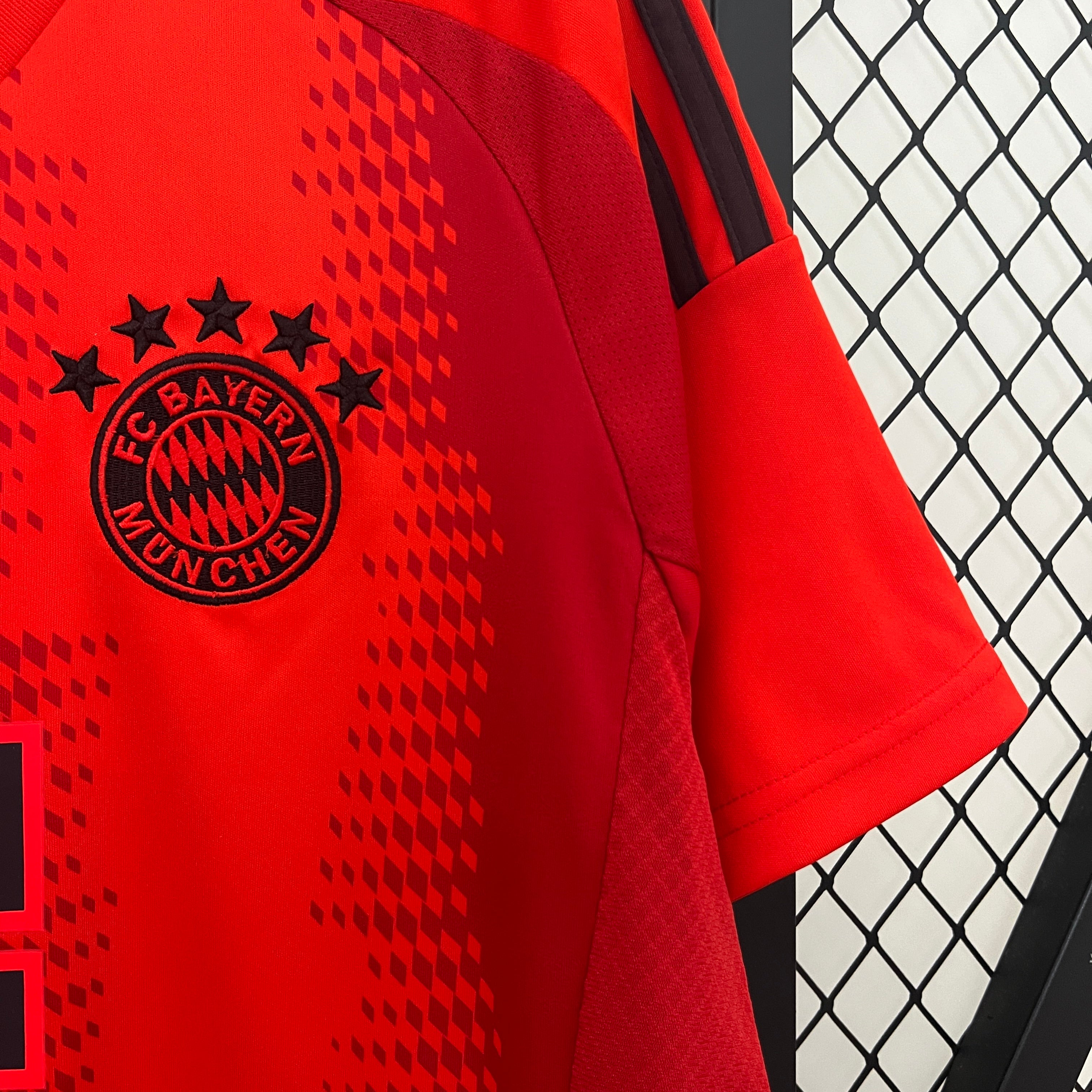 CAMISETA BAYERN MUNICH ll 24/25 (VERSION HINCHA)
