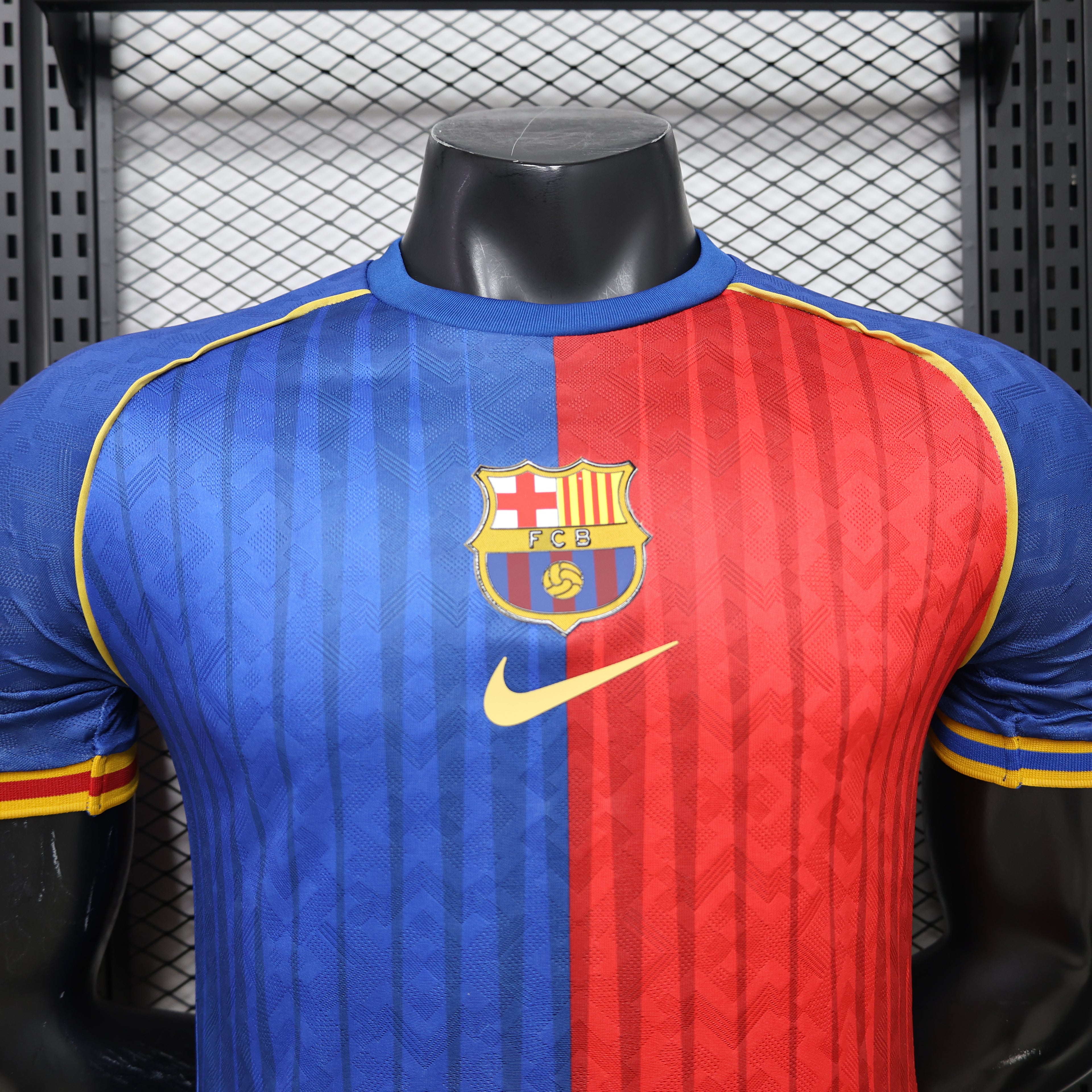 CAMISETA BARCELONA EDICION ESPECIAL ll  (VERSION JUGADOR)