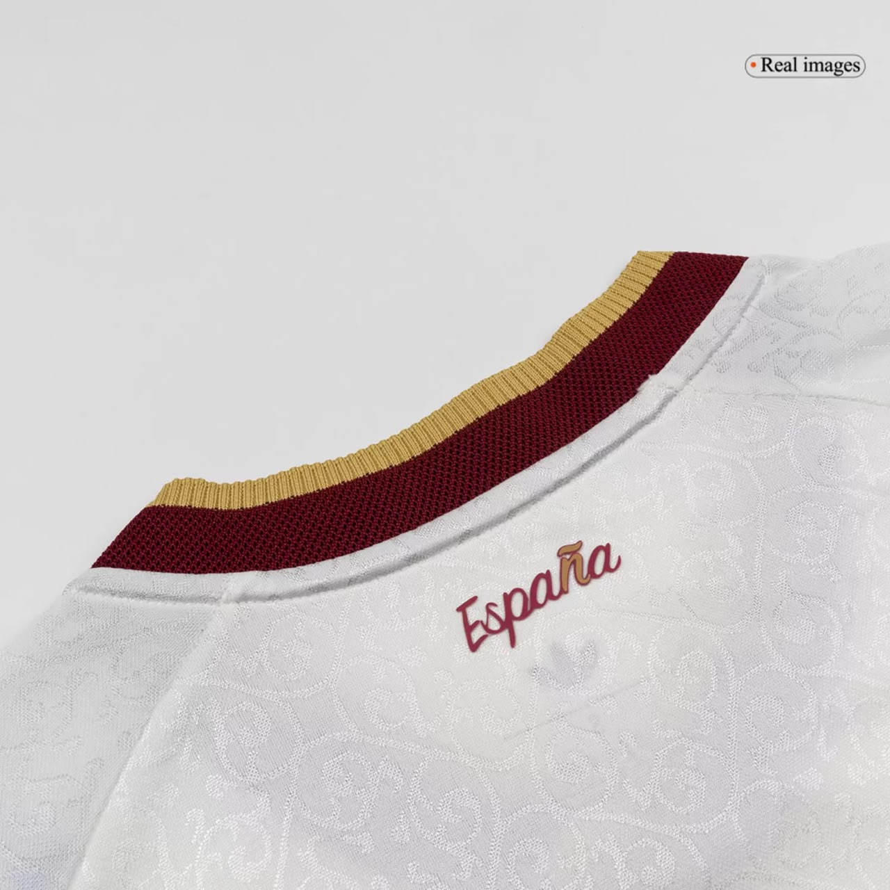 CAMISETA ESPAÑA BLANCA CAMPEON DEL MUNDO 2026 CON PARCHE