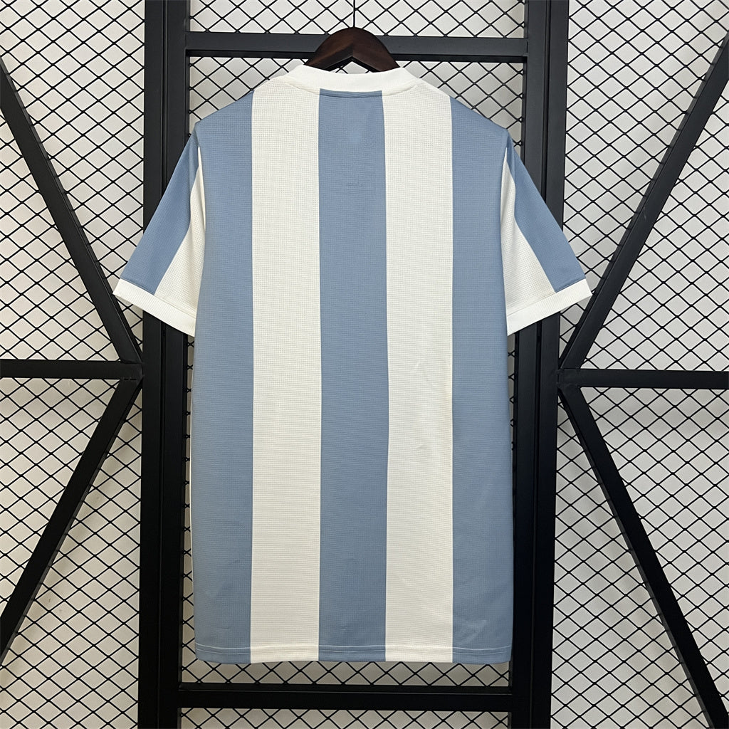 CAMISETA ARGENTINA ll 50 ANIVERSARIO (VERSION HINCHA)