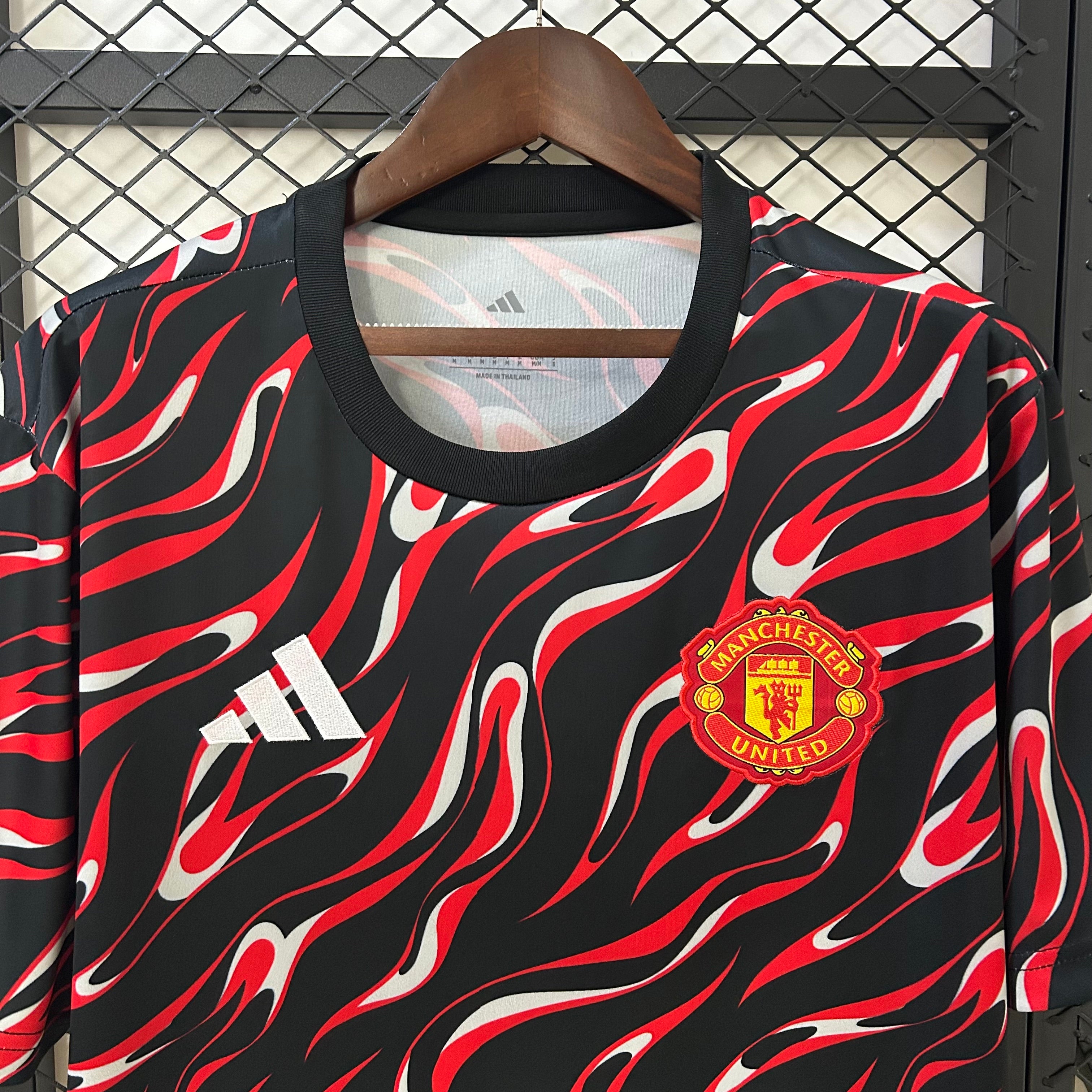MANCHESTER UNITED ll 25/26 (VERSION HINCHA)