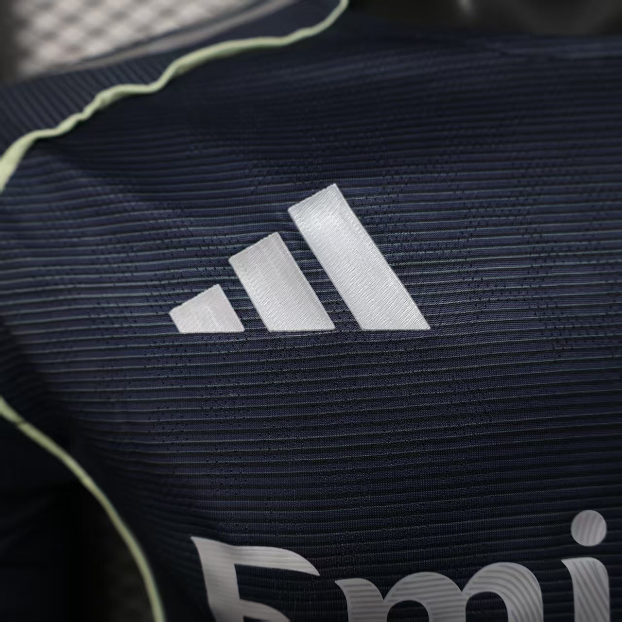 CAMISETA REAL MADRID MANGA LARGA ll 25/26 (VERSION JUGADOR)