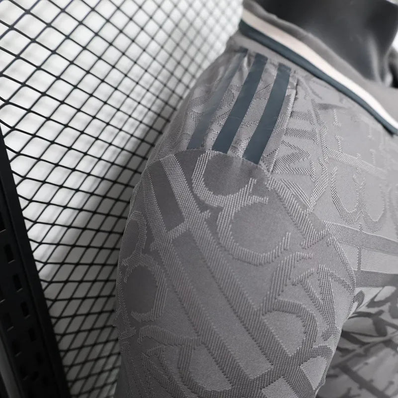 CAMISETA REAL MADRID MANGA LARGA ll 24/25 (VERSION JUGADOR)