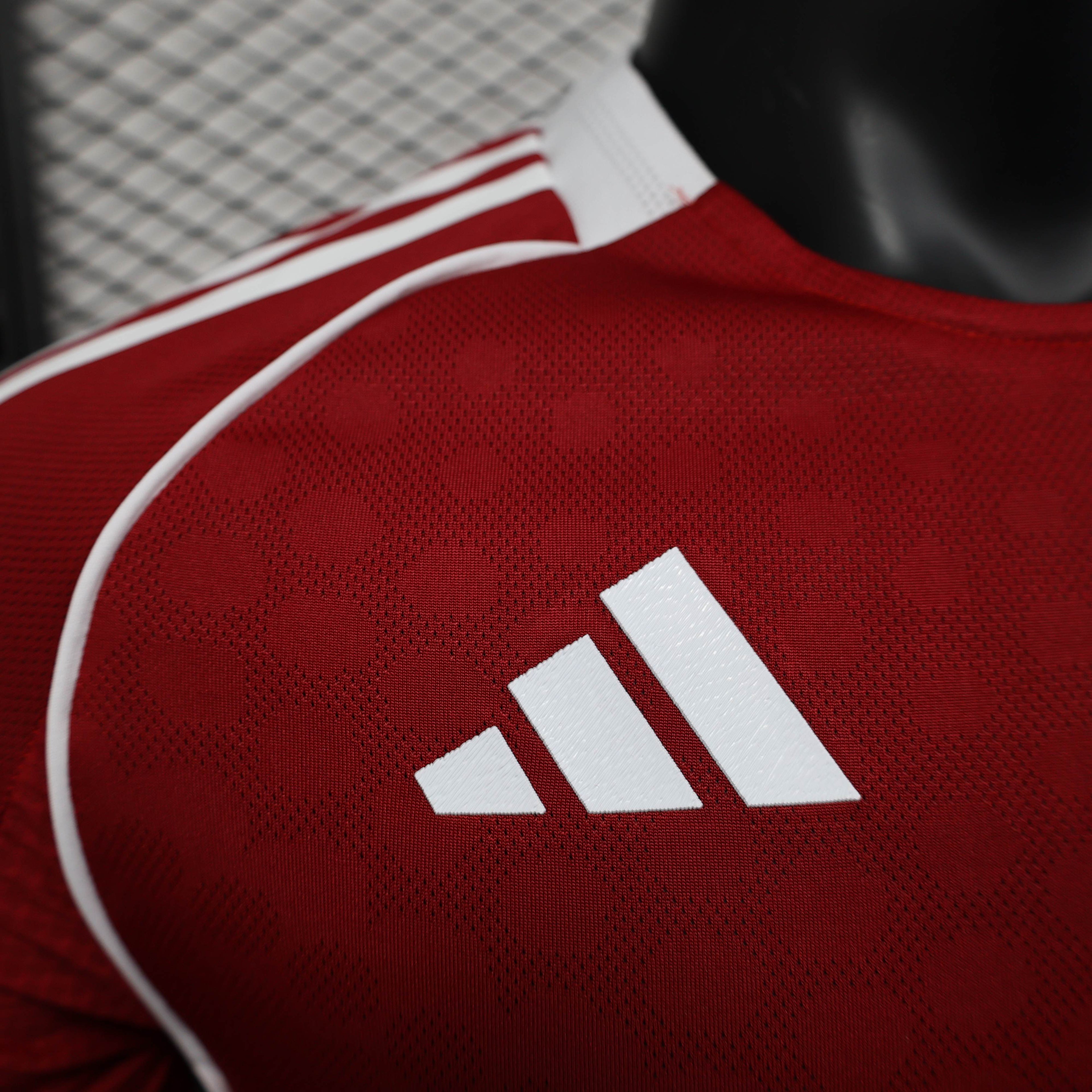 LIVERPOOL AWAY JERSEY 25/26 (PLAYER VERSION)