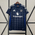 MANCHESTER UNITED ll 24/25 (VERSION HINCHA)