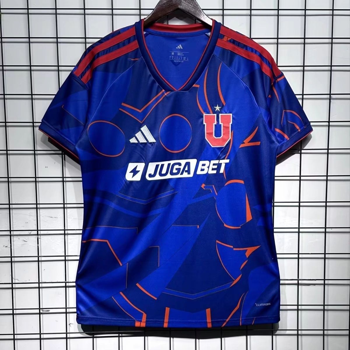 CAMISETA DE LA U DE CHILE 26/27