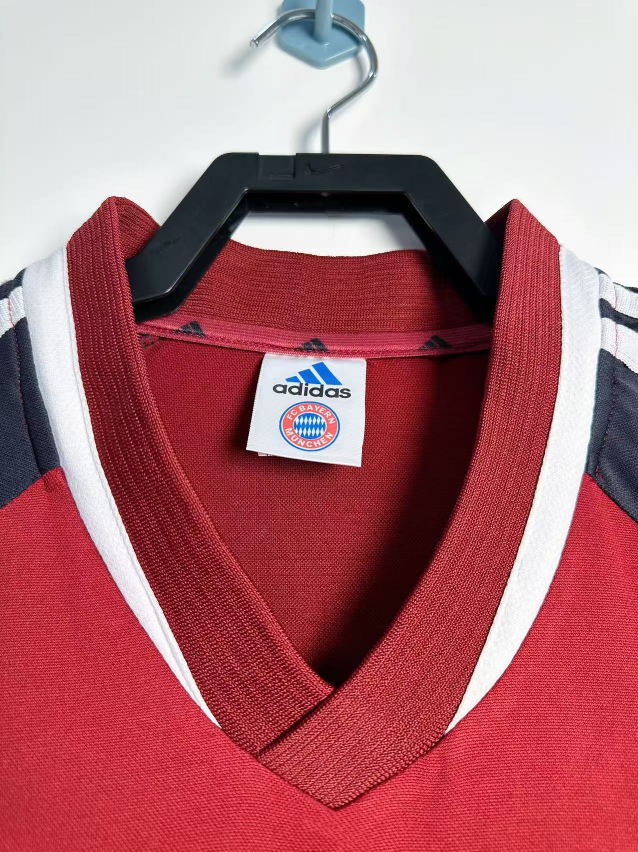 CAMISETA BAYERN MUNICH RETRO  ll  2001/2002