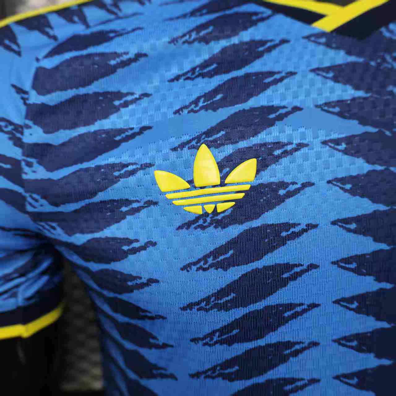 COLOMBIA AWAY JERSEY 2026 MEN'S (PLAYER VERSION)