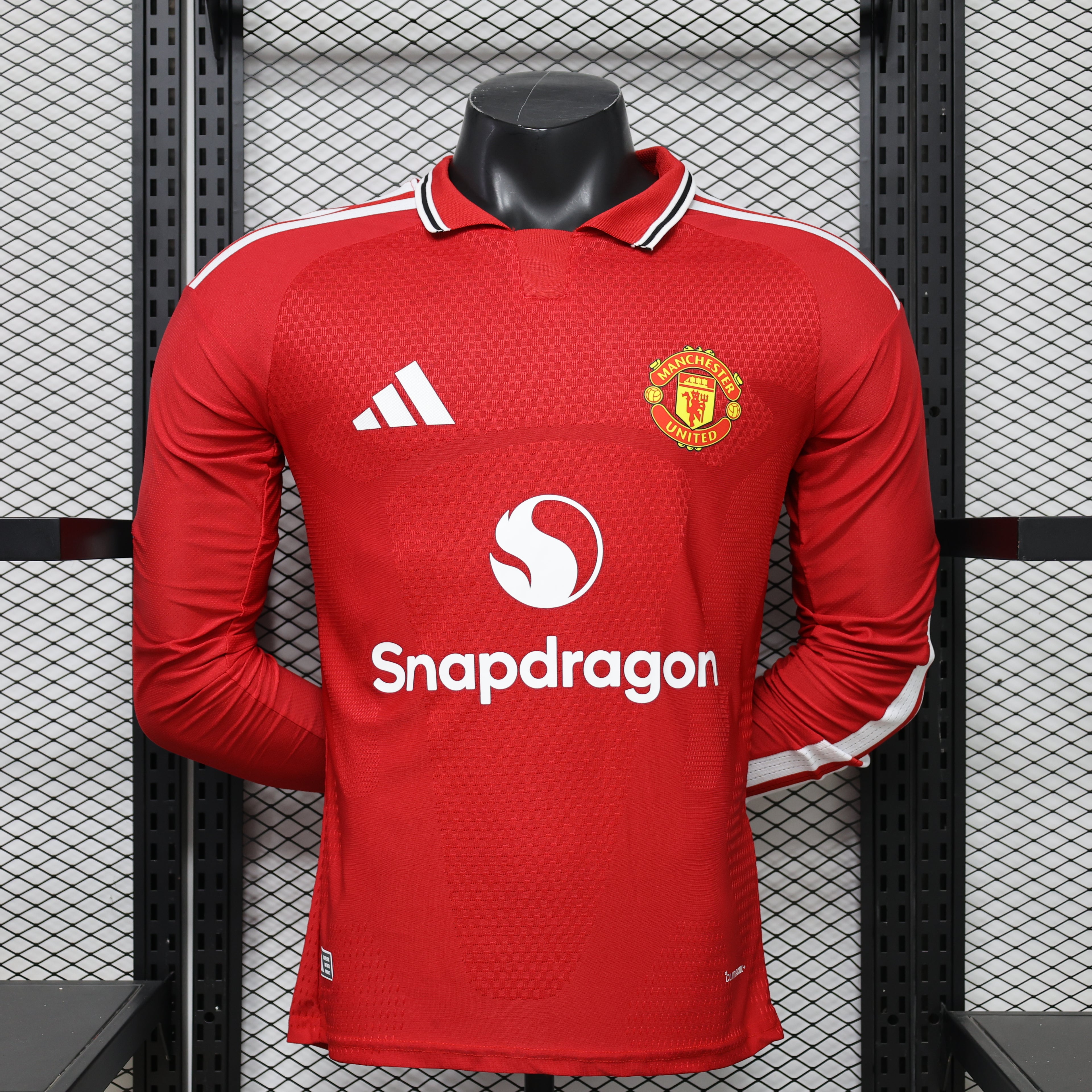 CAMISETA MANCHESTER UNITED MANGA LARGA ll 26/27 (VERSION JUGADOR)