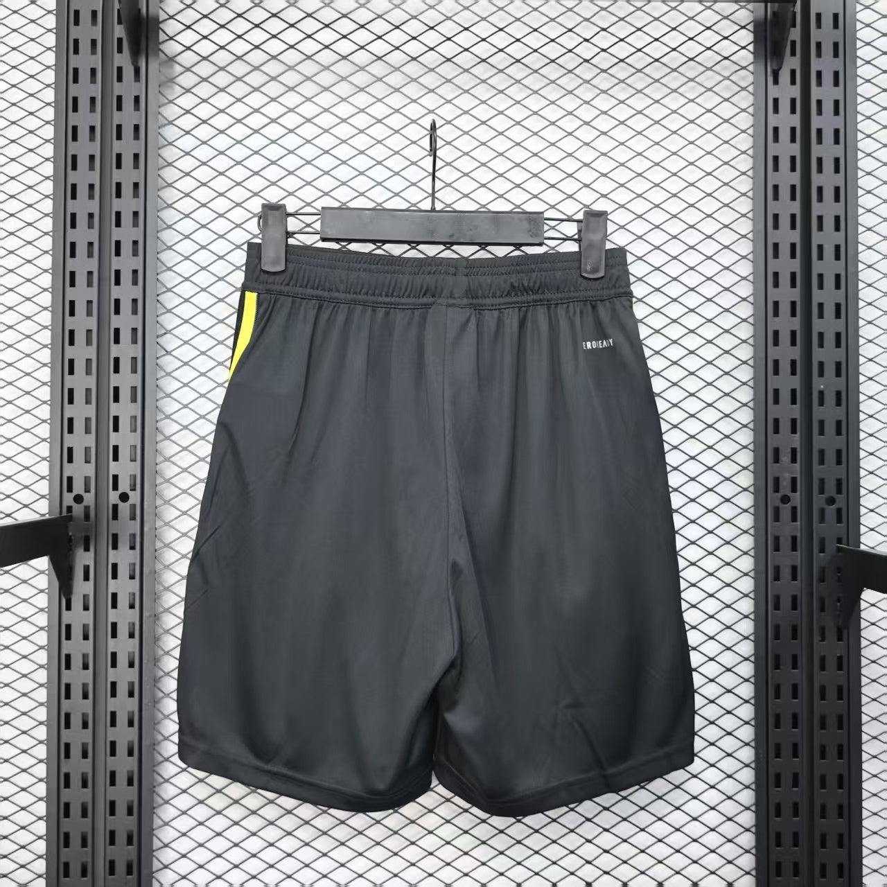 SHORT MANCHESTER UNITED