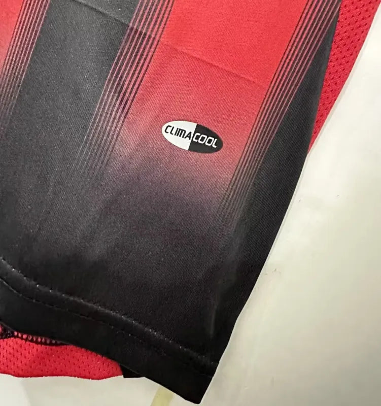 CAMISETA RETRO AC MILAN ll 2004/05