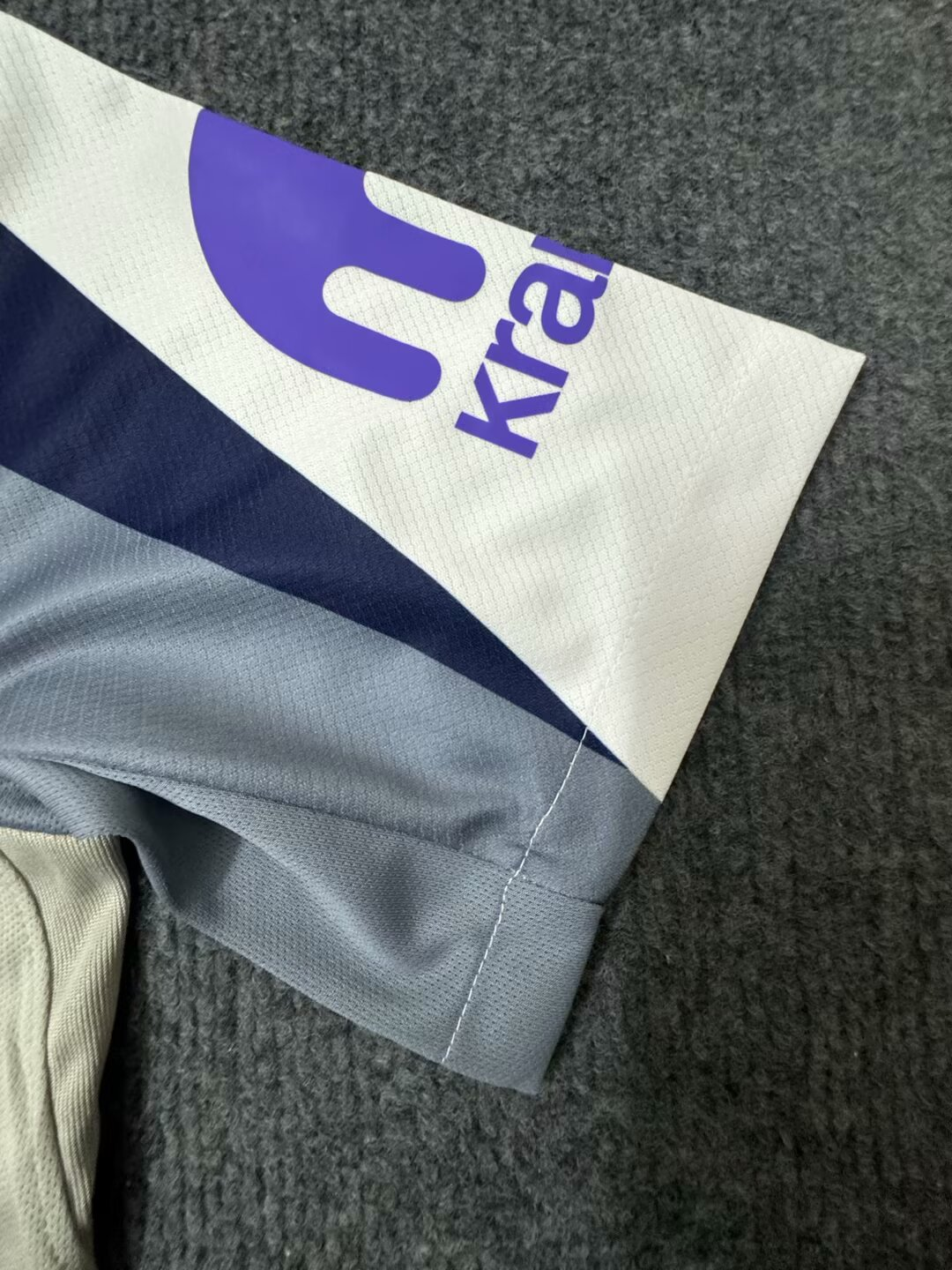CAMISETA TOTTENHAM ll 25/26 (VERSION HINCHA)