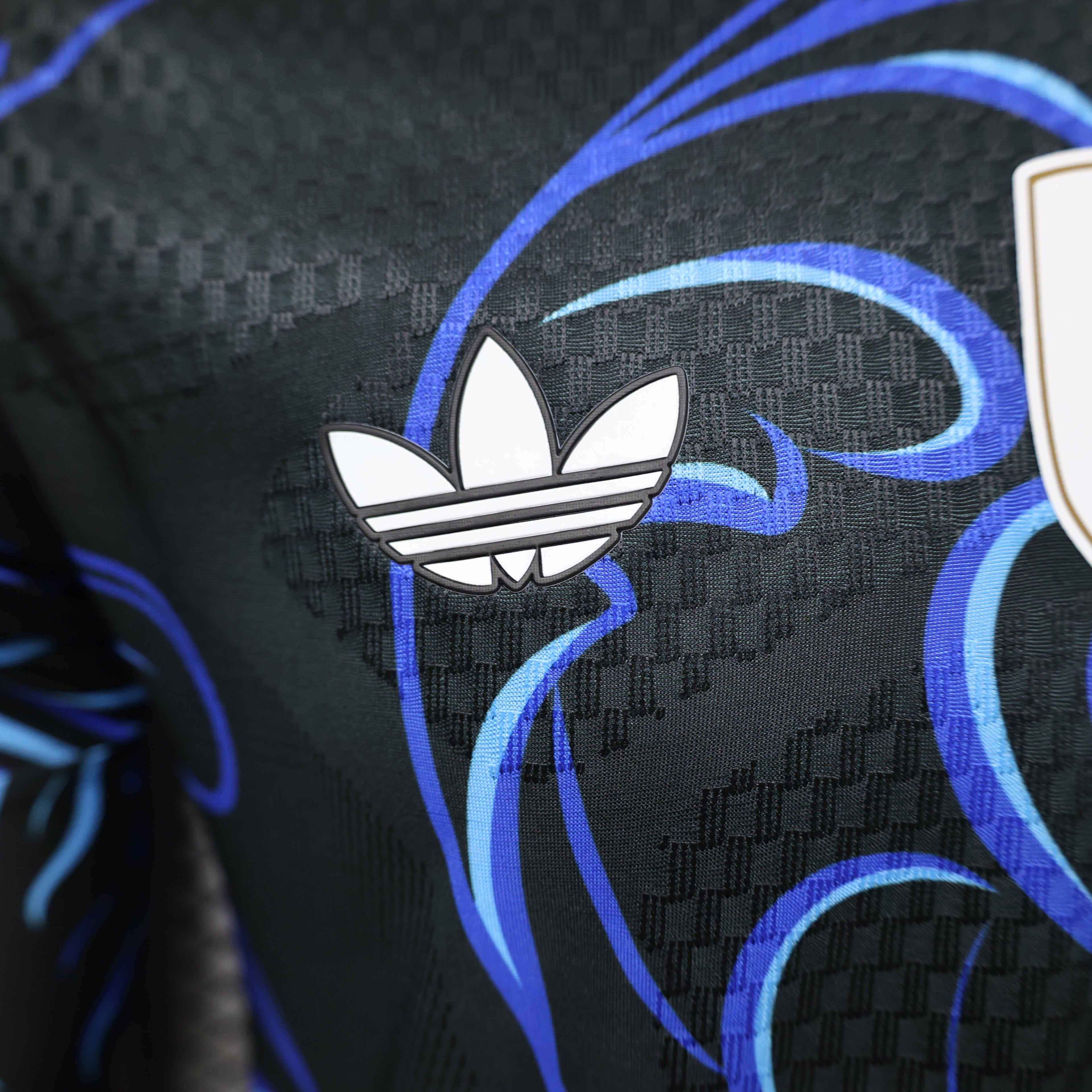 CAMISETA ARGENTINA MANGA LARGA ll MUNDIAL 2026 (VERSION JUGADOR)