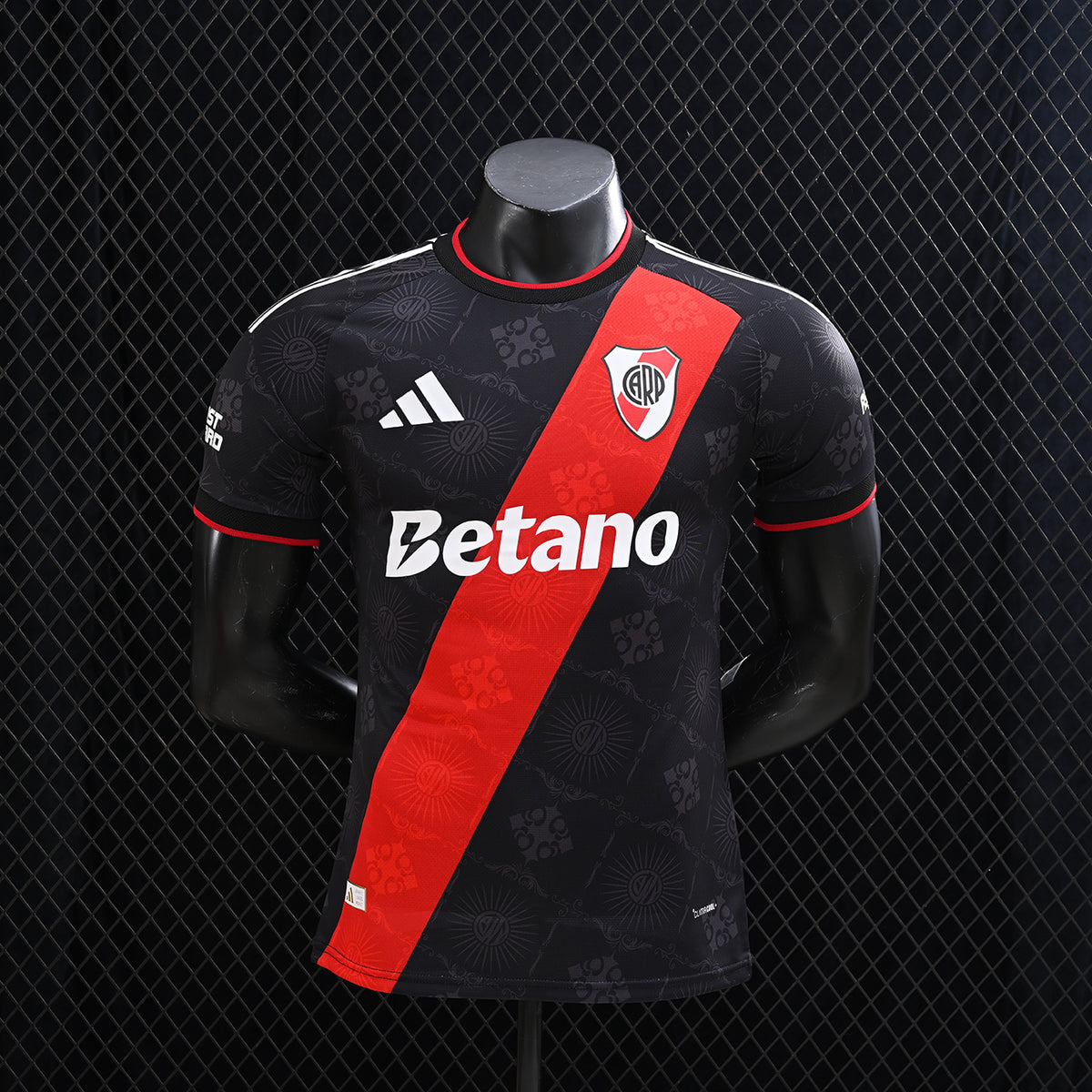 CAMISERA RIVER PLATE ll 2026/27 (VERSION JUGADOR)