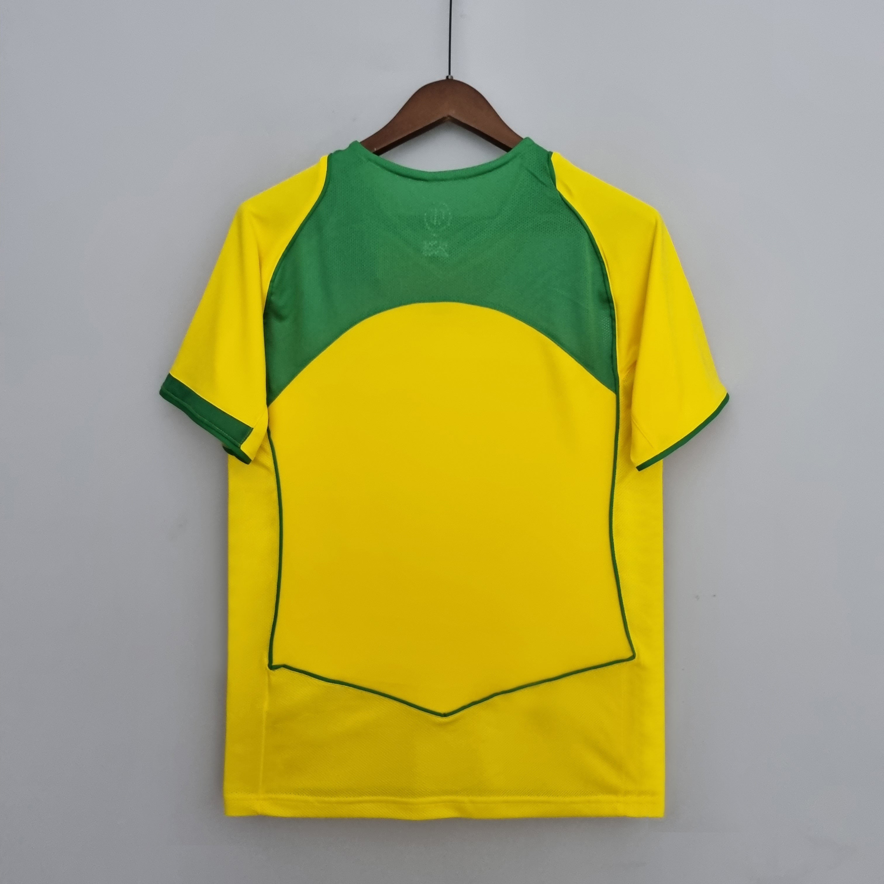 CAMISETA RETRO BRASIL ll 2004