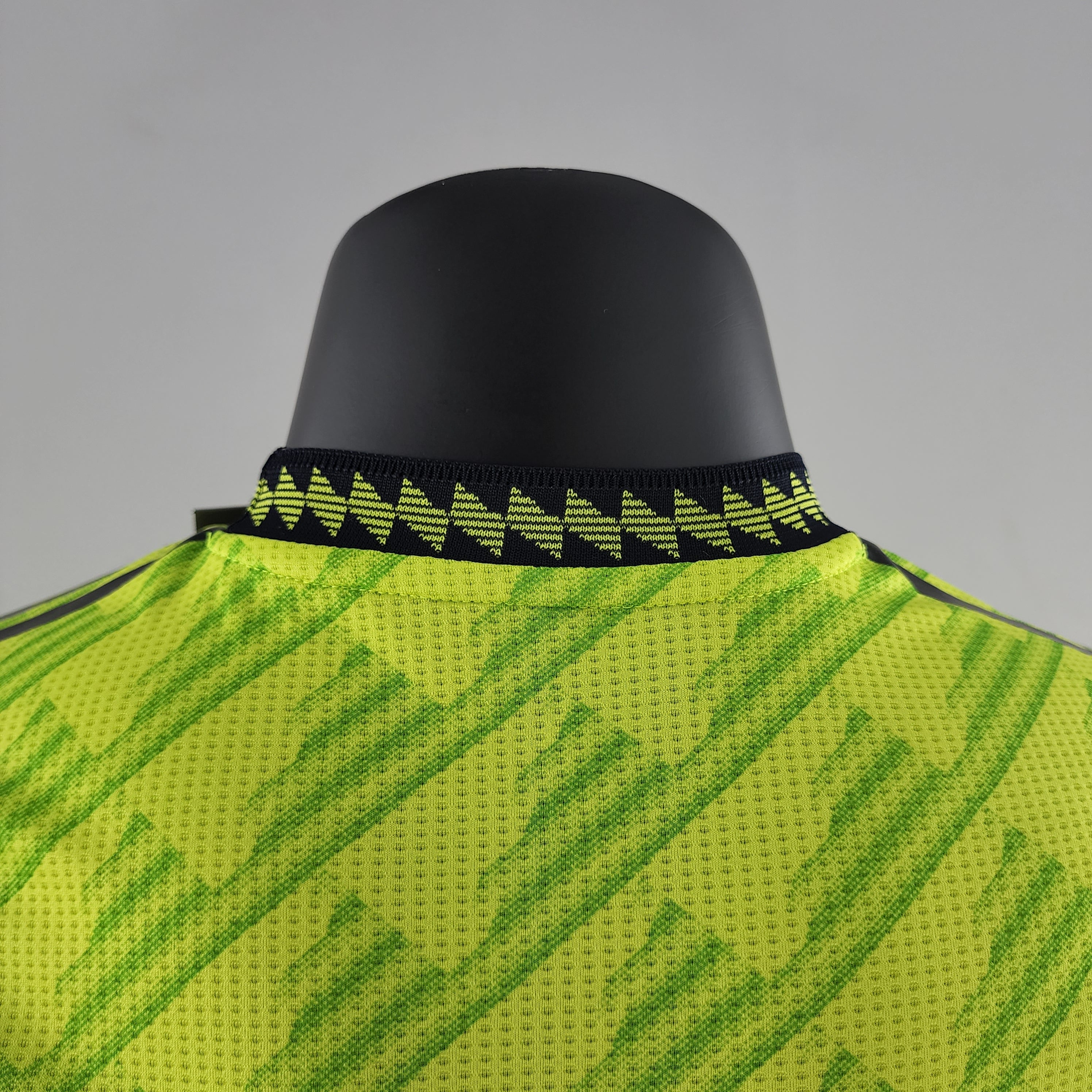 MANCHESTER UNITED II JERSEY 22/23 (PLAYER VERSION)