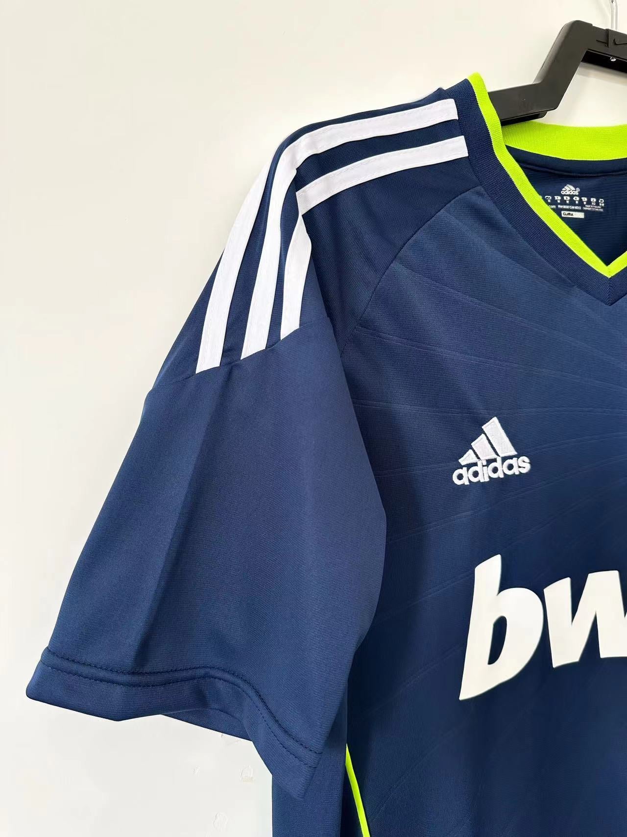 REAL MADRID RETRO AWAY JERSEY 2010/11