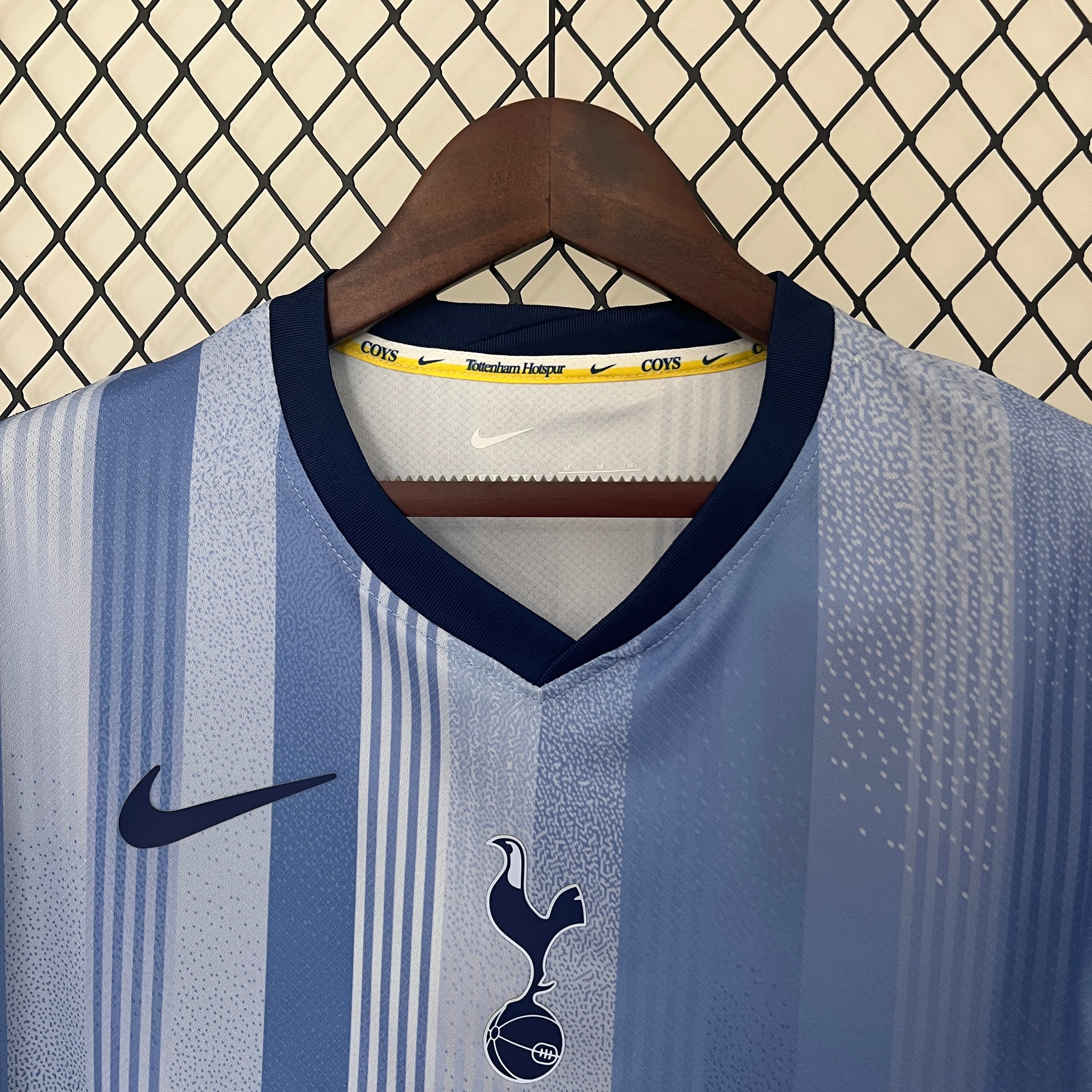 TOTTENHAM ll 24/25 (VERSION HINCHA)
