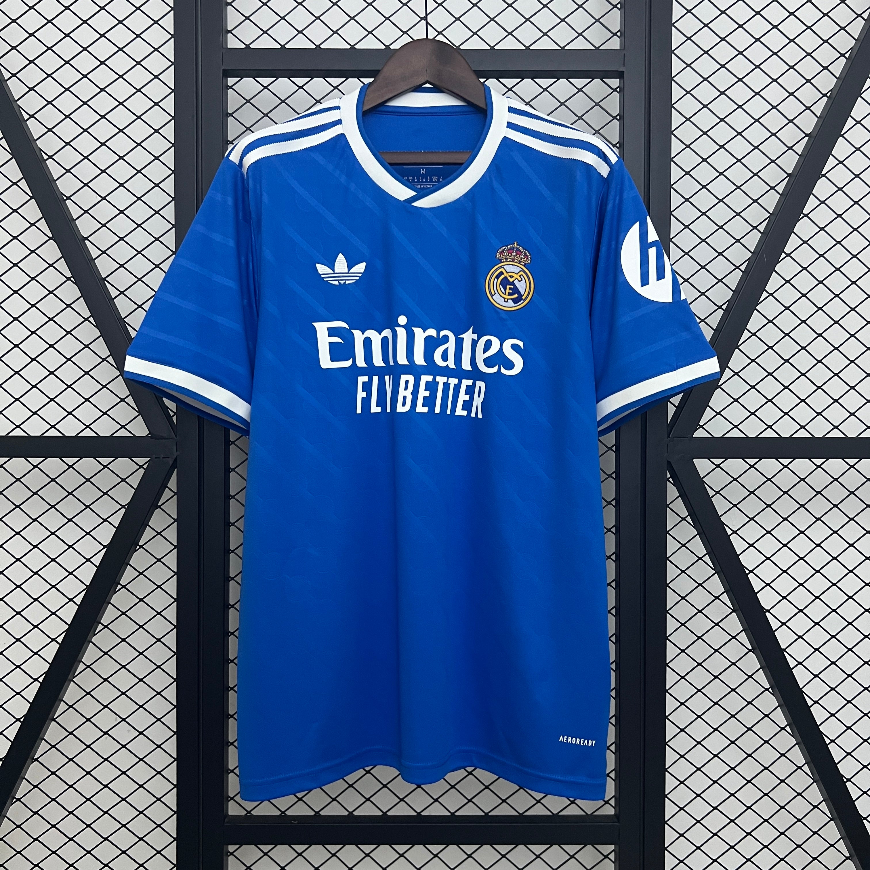 REAL MADRID AWAY JERSEY 25/26 (FAN VERSION)