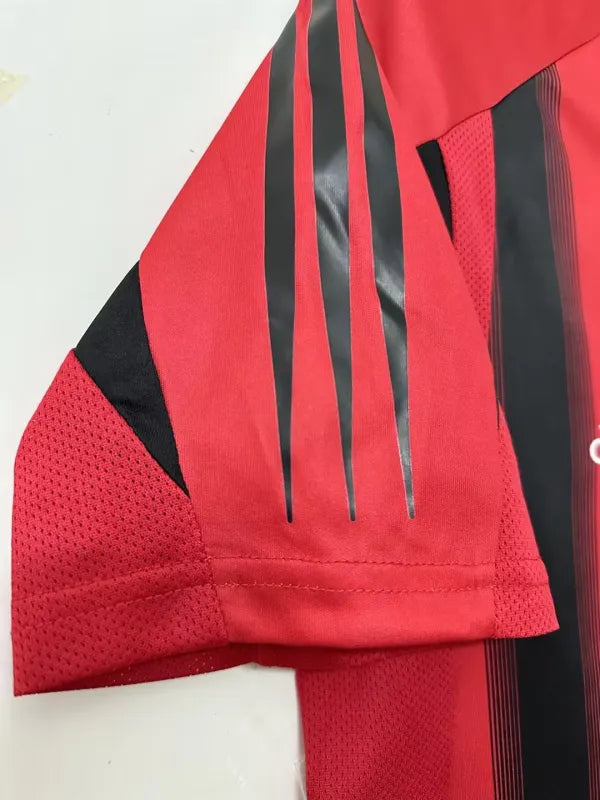 CAMISETA RETRO AC MILAN ll 2004/05