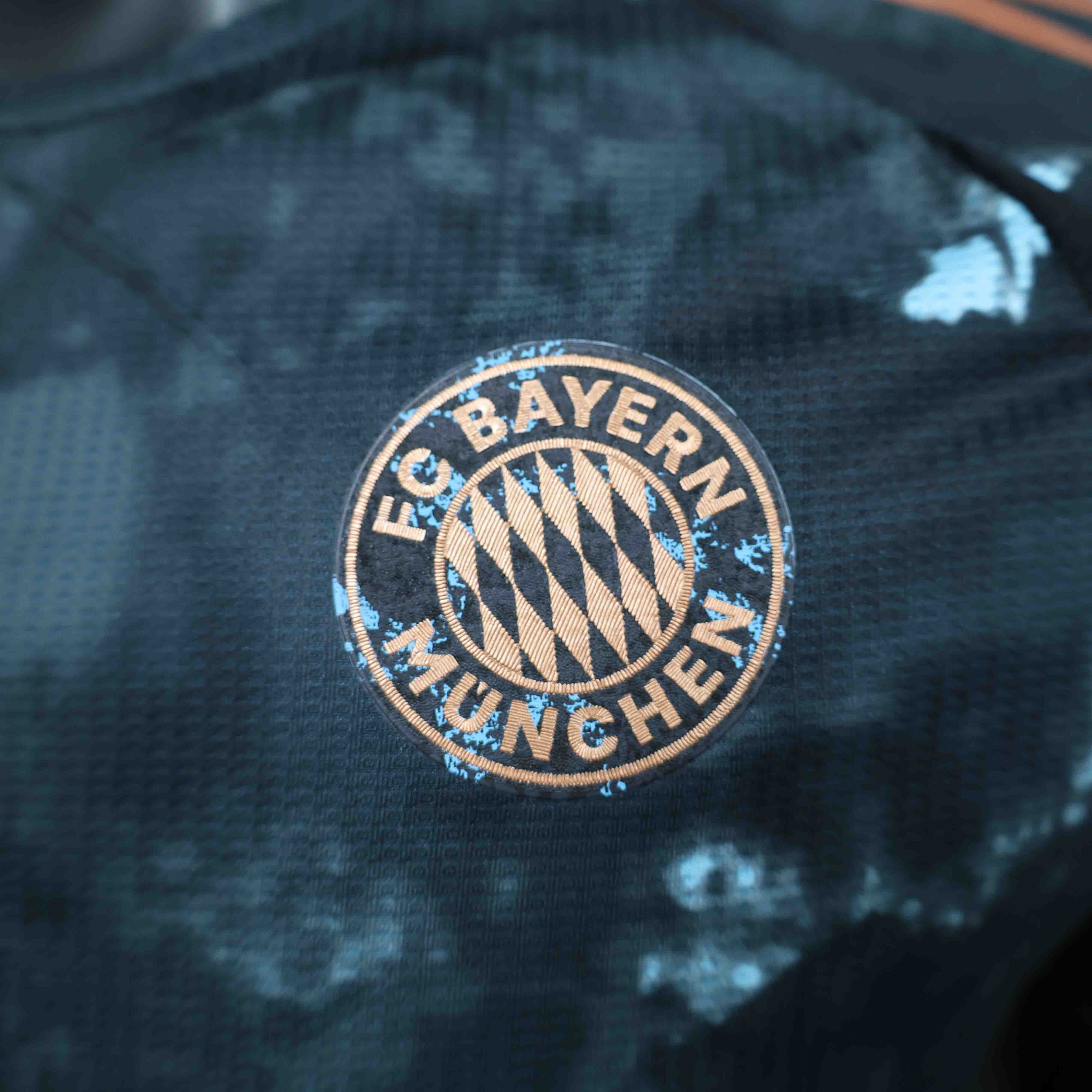 CAMISETA BAYERN MUNICH ll 24/25 (VERSION JUGADOR)