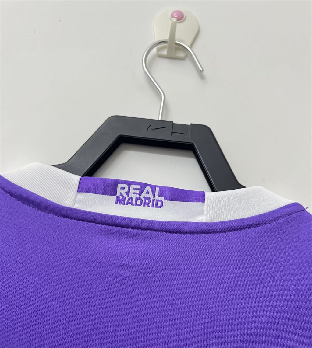 REAL MADRID RETRO AWAY JERSEY 16/17