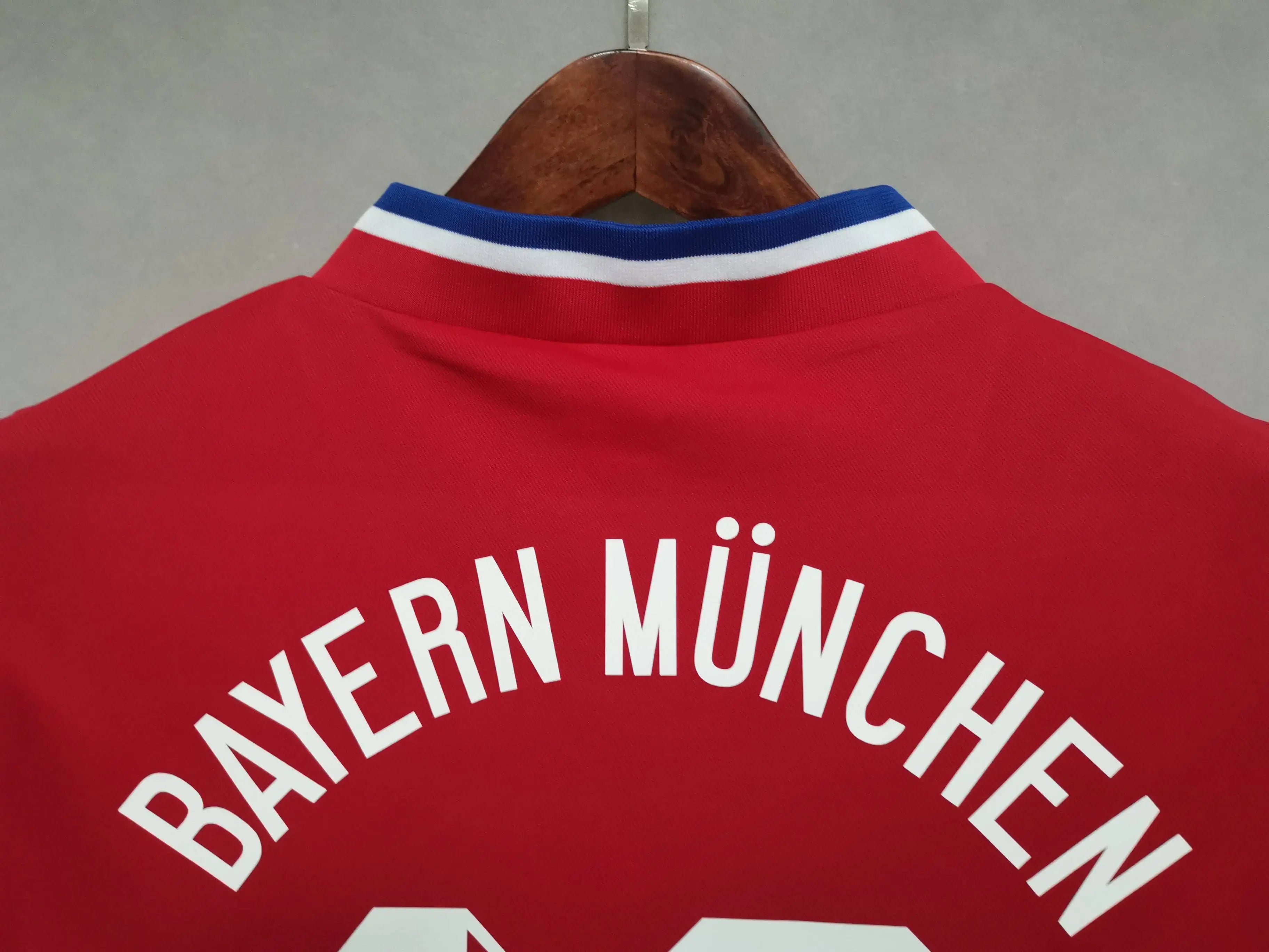 CAMISETA BAYERN MUNICH RETRO  ll 1993/1995
