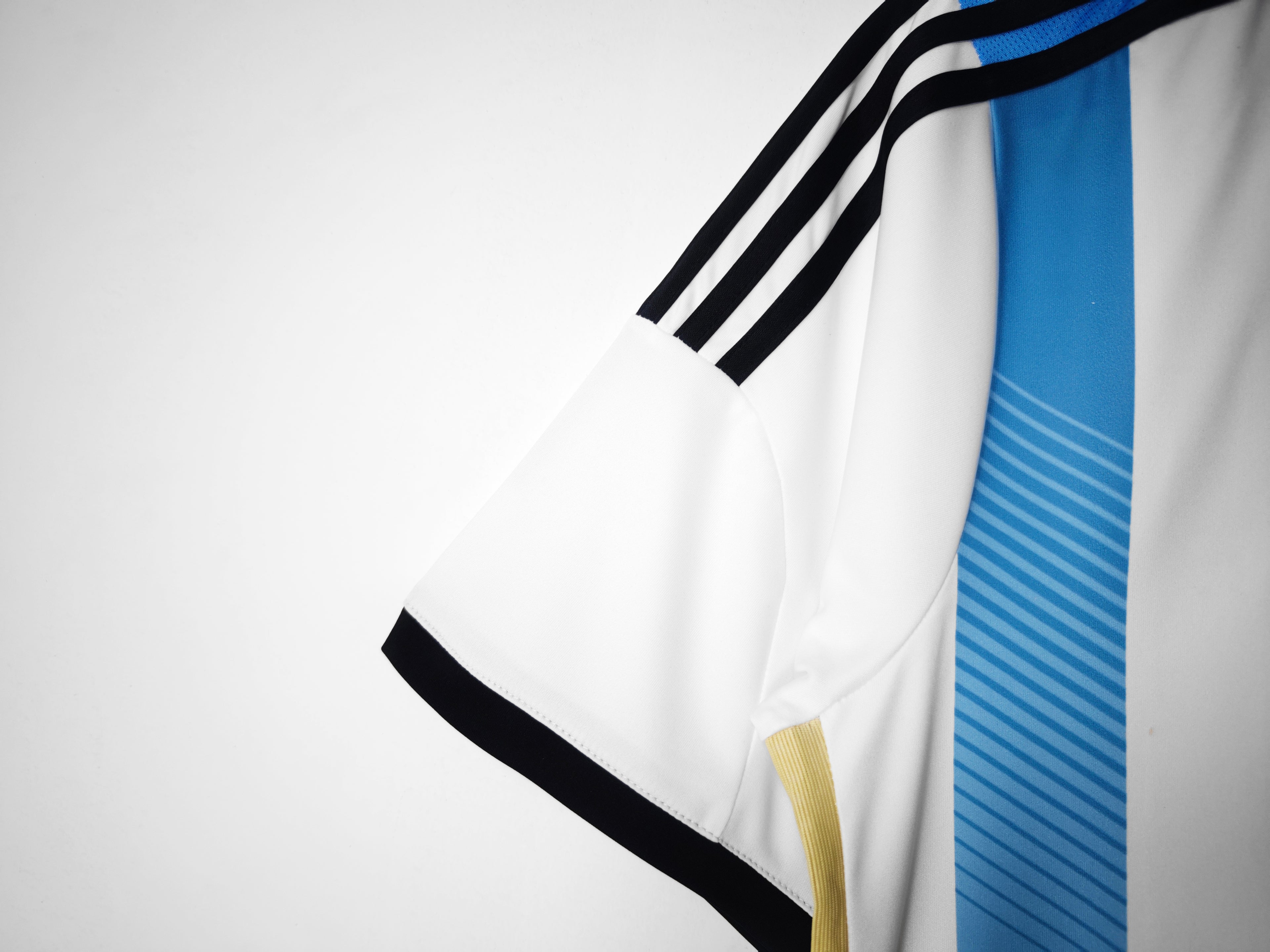 CAMISETA ARGENTINA ll RETRO 2014
